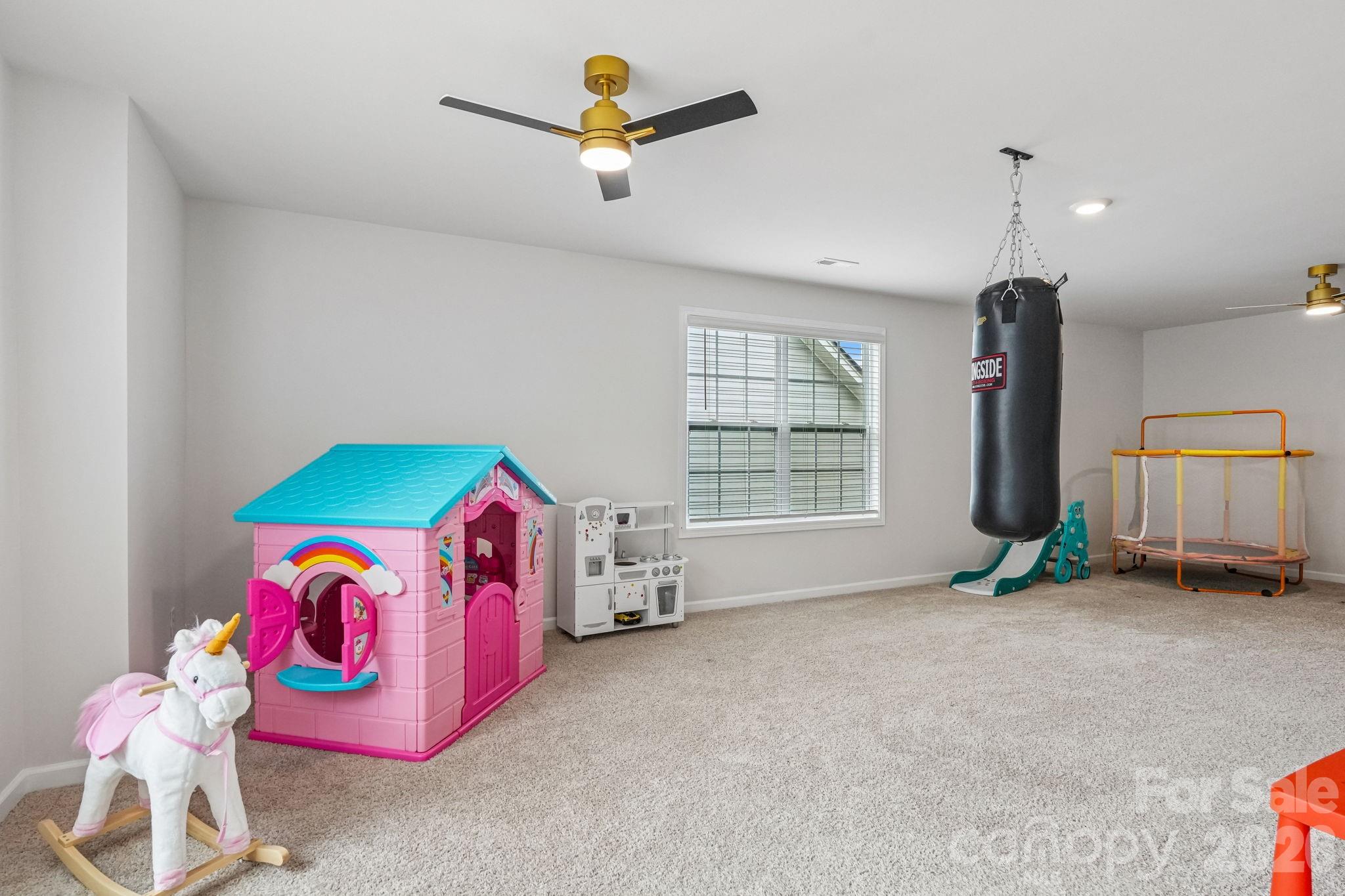 1093 Thoroughbred Drive Property Photo 32