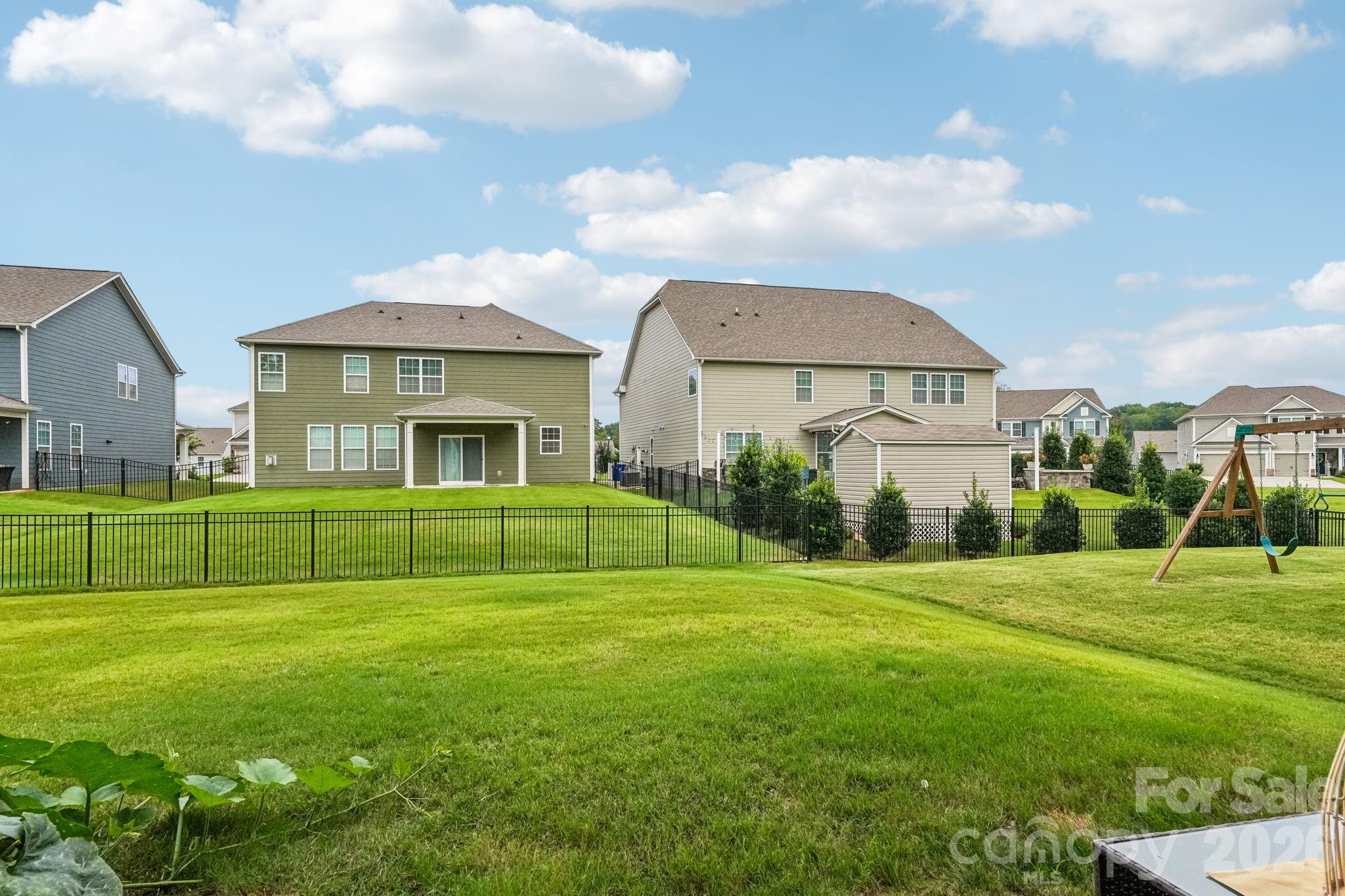 1093 Thoroughbred Drive Property Photo 40