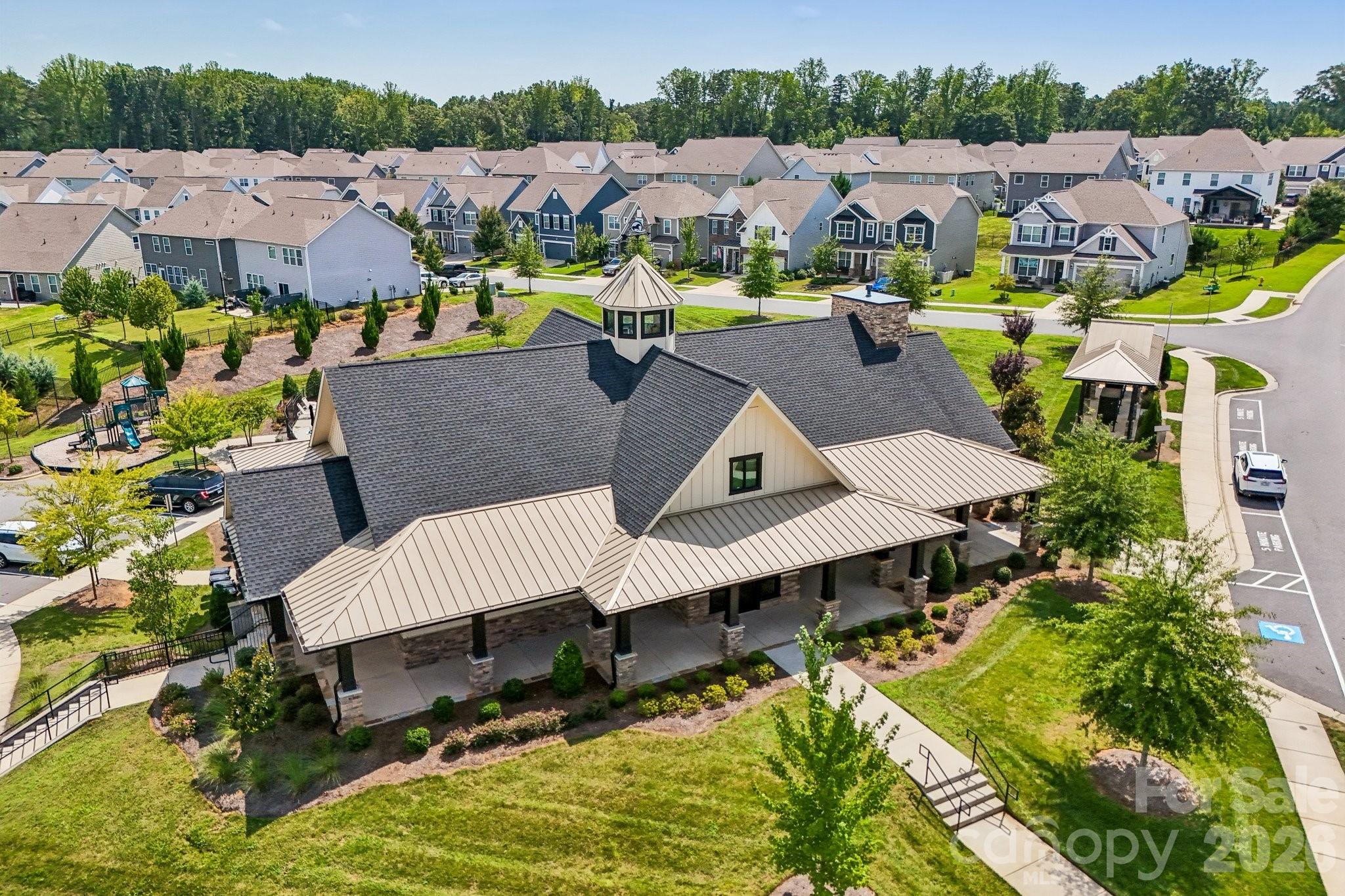 1093 Thoroughbred Drive Property Photo 42
