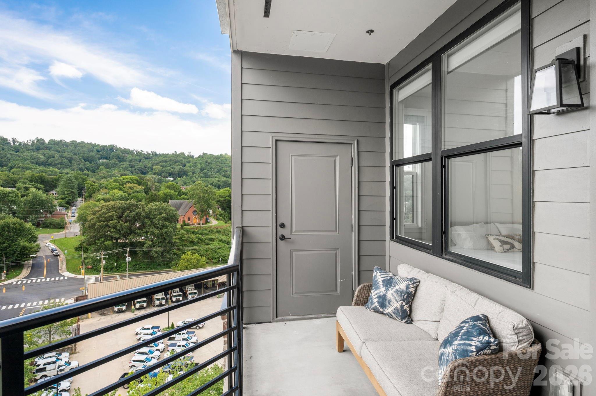 55 S Market Street 501 Property Photo 17