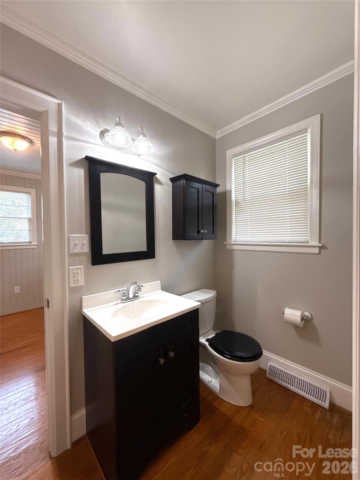 4908 Elder Avenue Property Photo 12