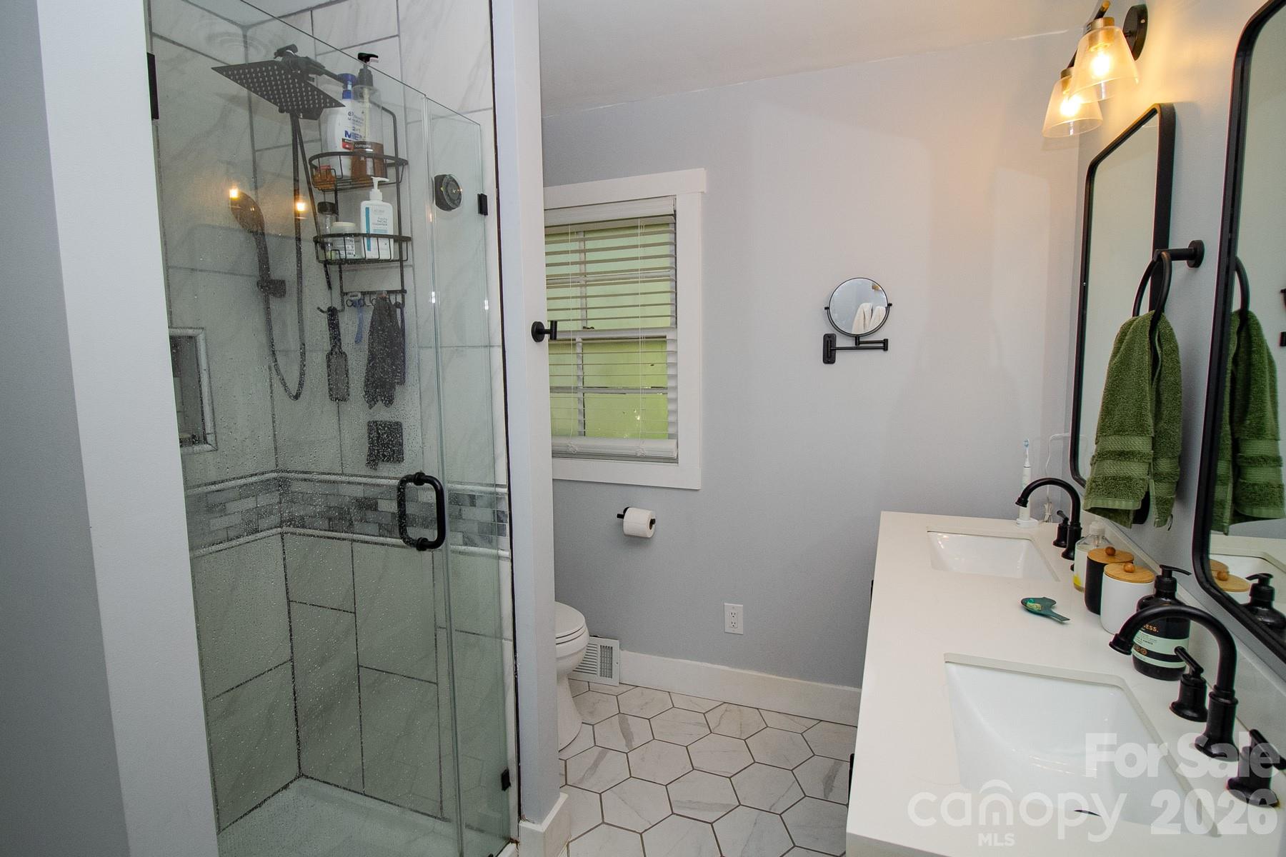 36 Clarendon Road Property Photo 12