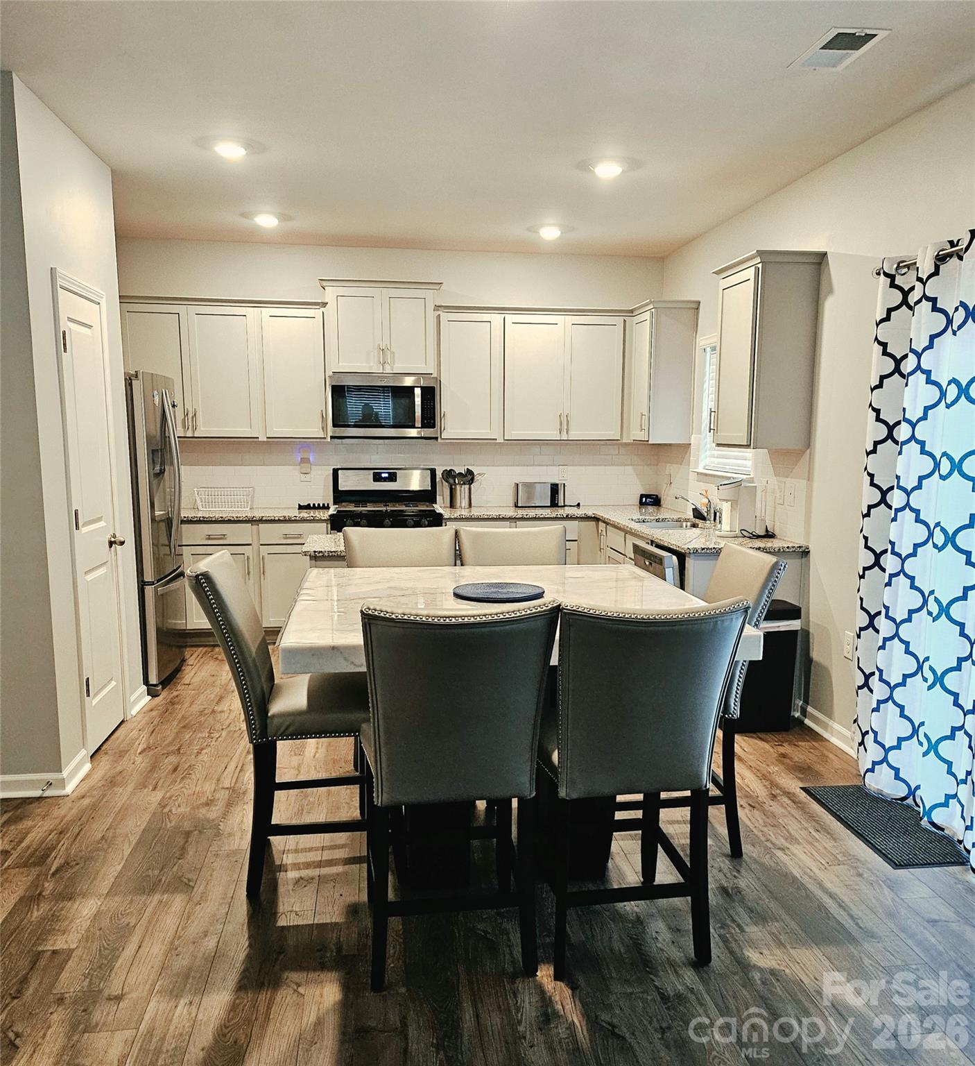 2106 Prospect Creek Way Property Photo 12