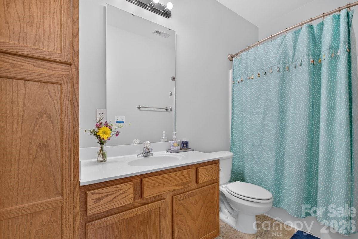 1308 Rising Oak Drive Property Photo 16