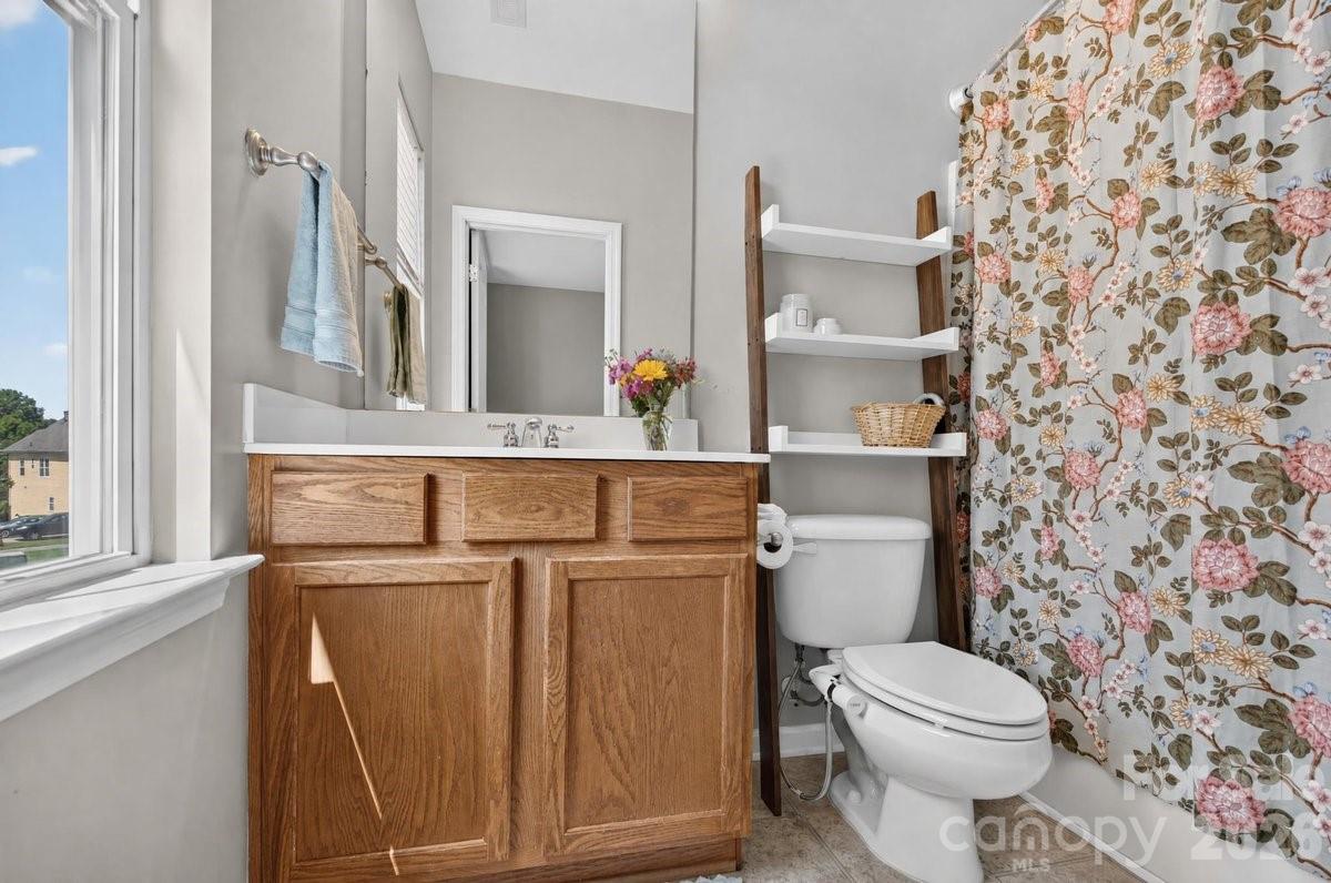 1308 Rising Oak Drive Property Photo 20