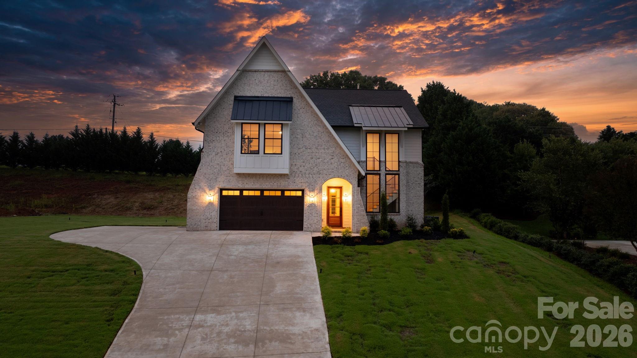2670 Charleston Court Property Photo 1