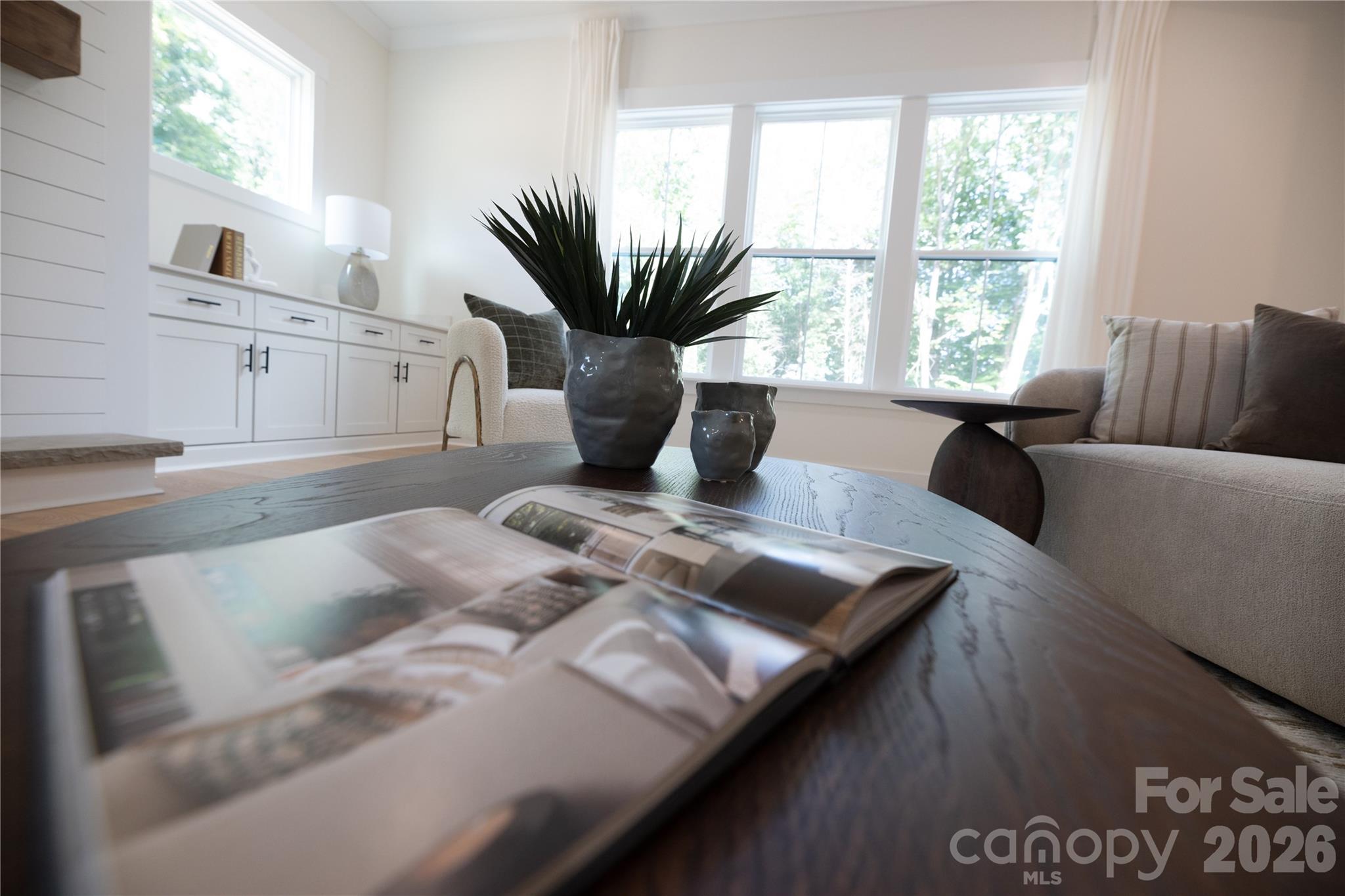 320 Laurel Crest Drive Property Photo 12