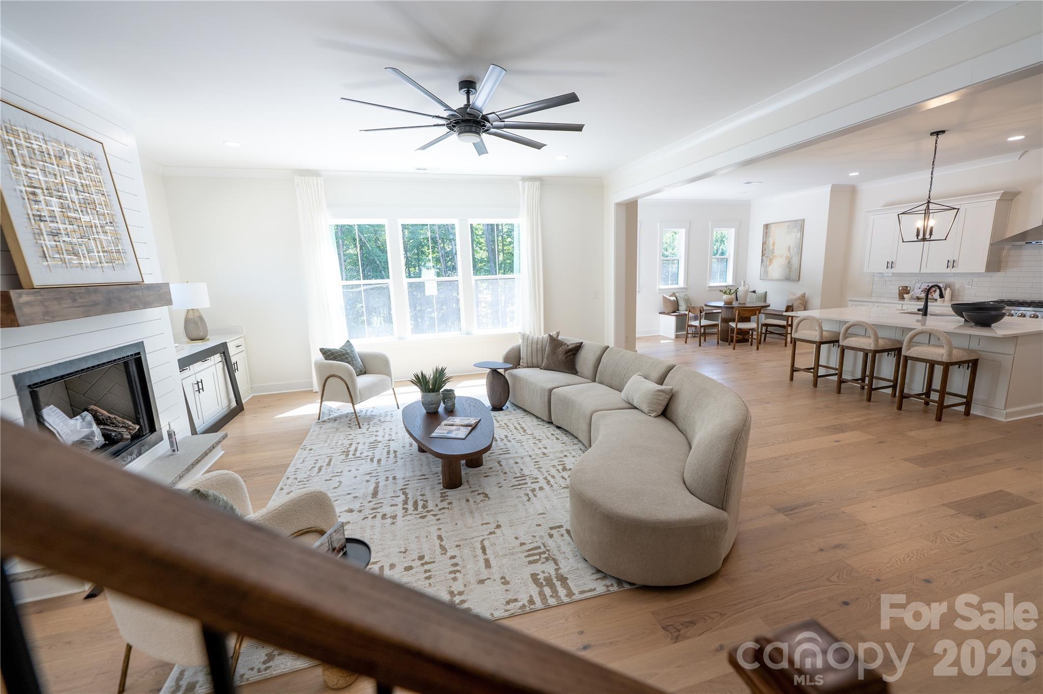 320 Laurel Crest Drive Property Photo 15