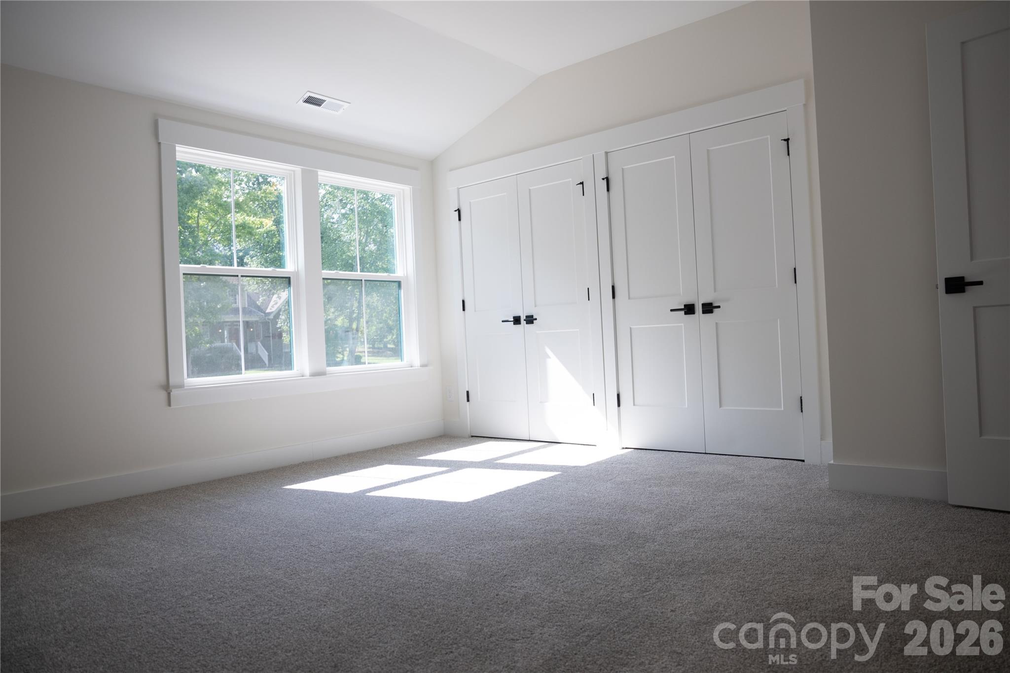 320 Laurel Crest Drive Property Photo 21
