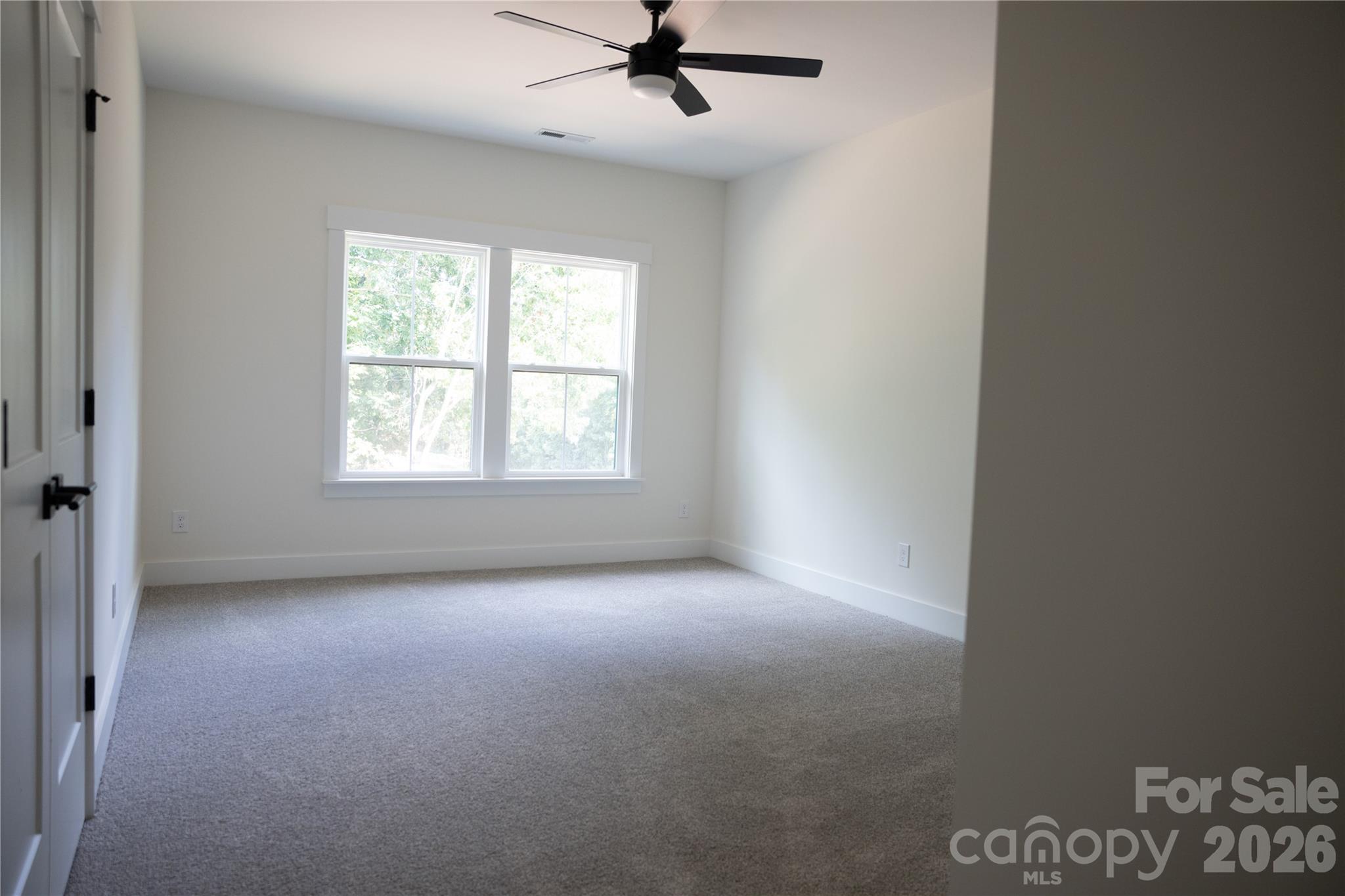 320 Laurel Crest Drive Property Photo 22