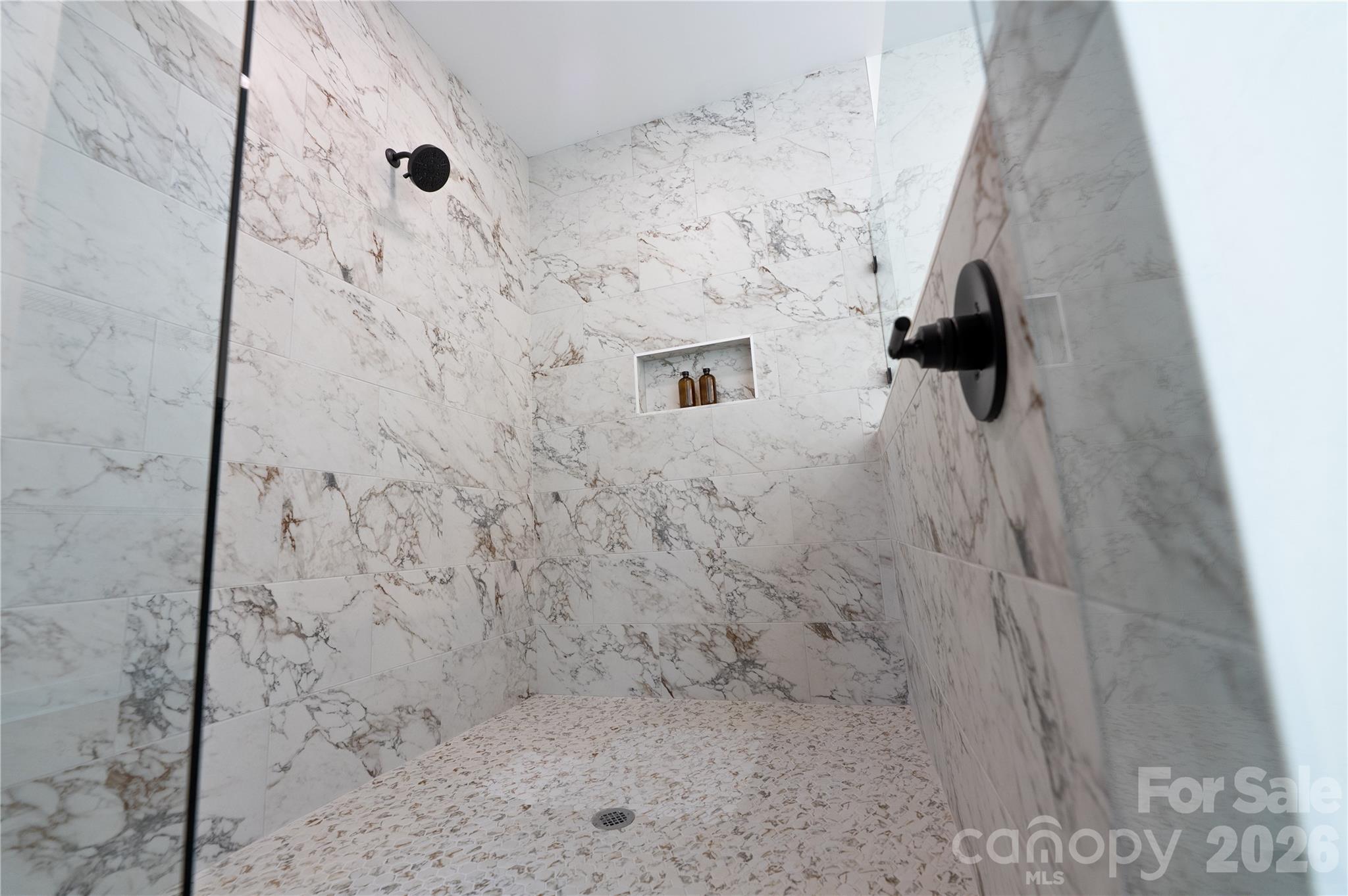 320 Laurel Crest Drive Property Photo 27