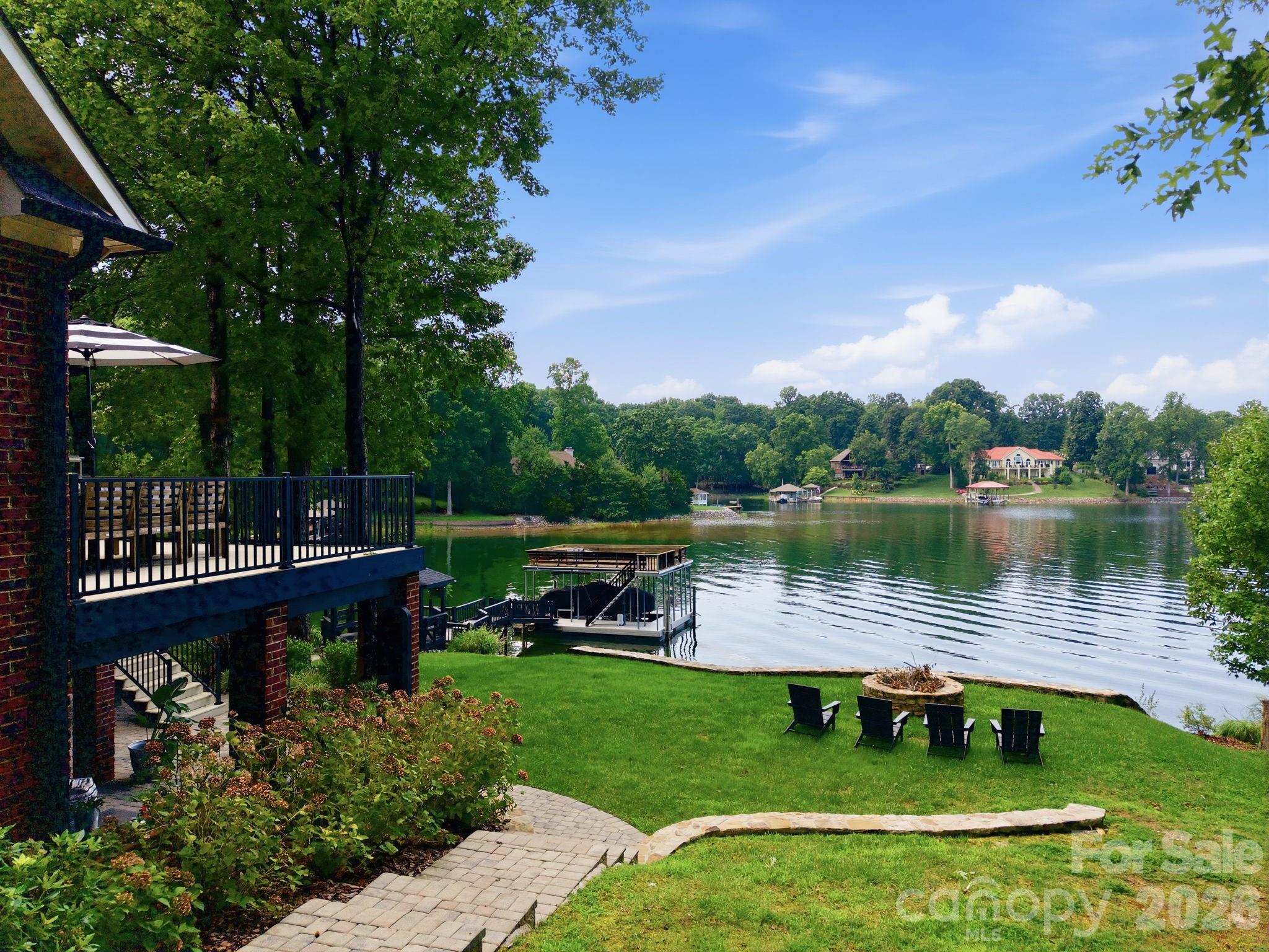 131 Long Cove Lane Property Photo 3