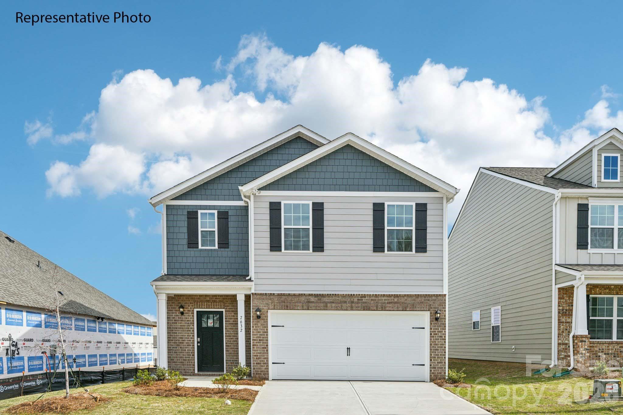 478 Dazzle Loop Property Photo 1