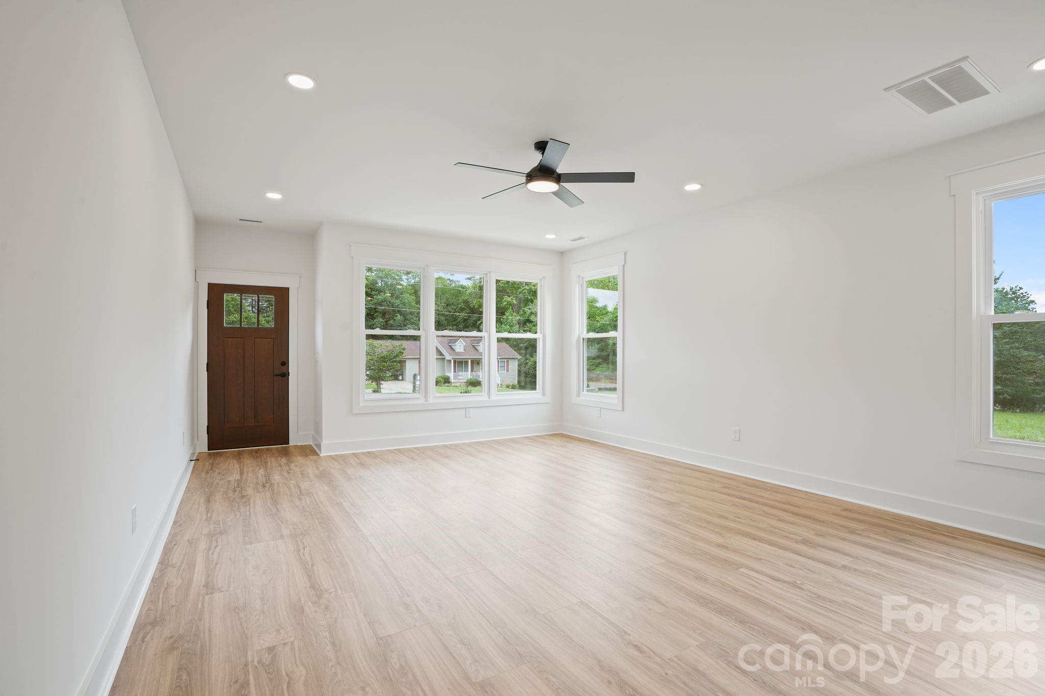708 Meadowood Street Property Photo 14