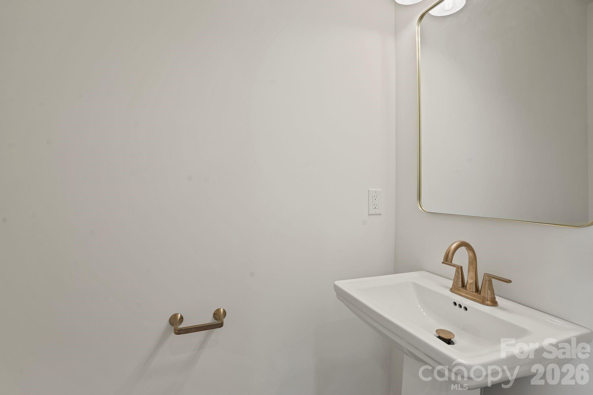 708 Meadowood Street Property Photo 26
