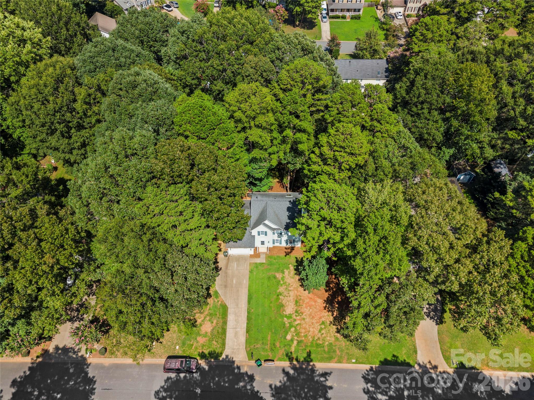 2708 Kirkholm Drive Property Photo 3