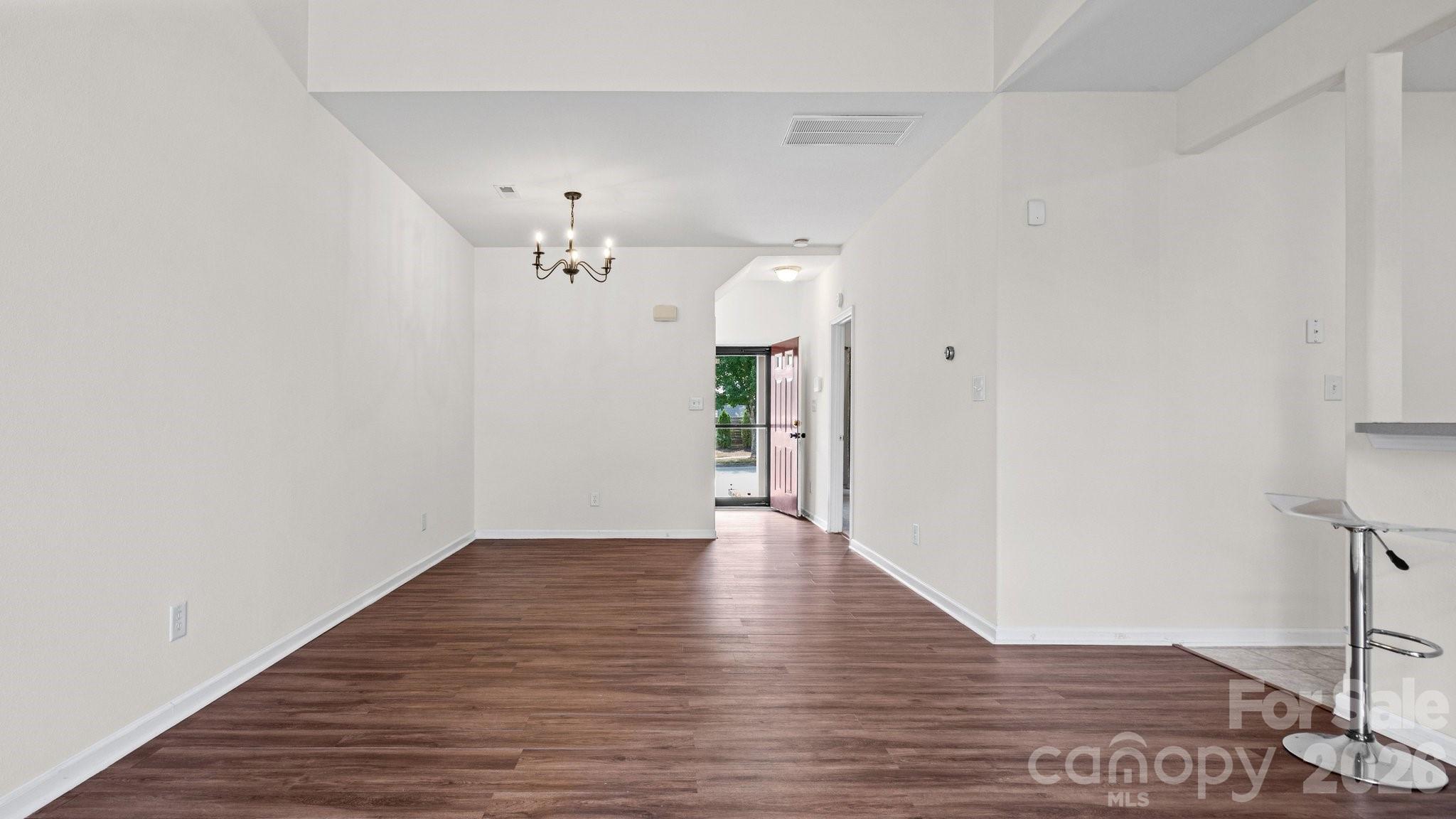 4313 Eaves Lane Property Photo 10