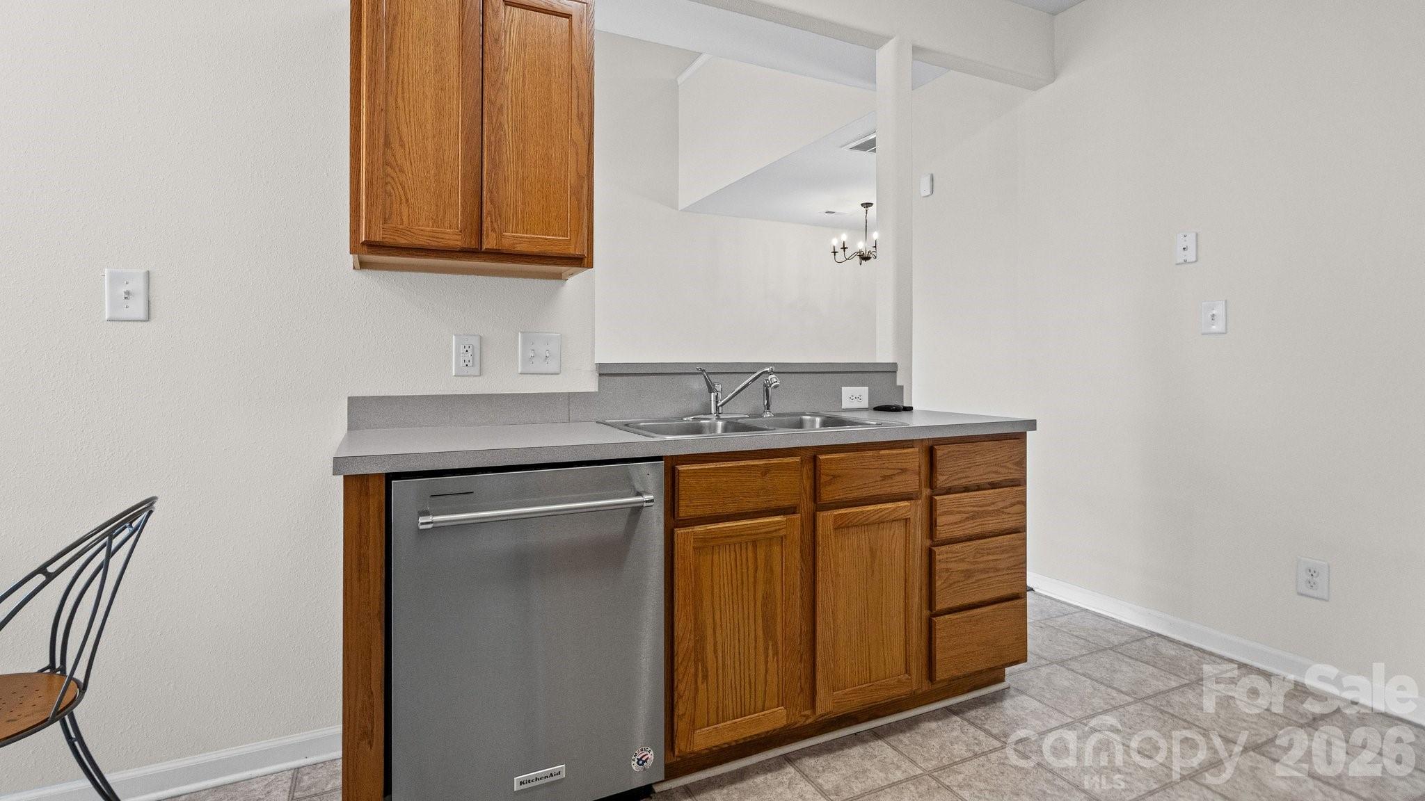 4313 Eaves Lane Property Photo 19