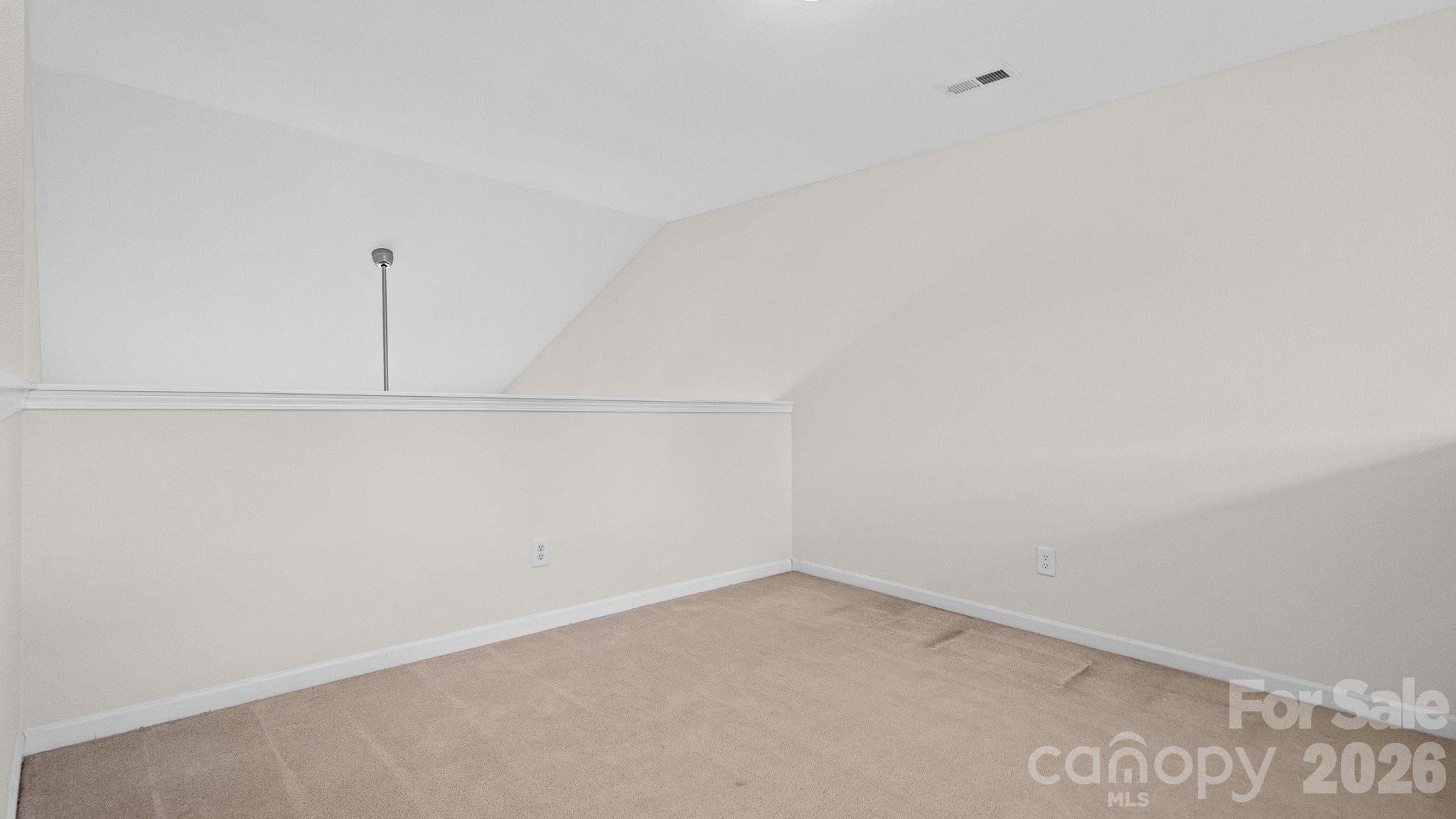 4313 Eaves Lane Property Photo 28