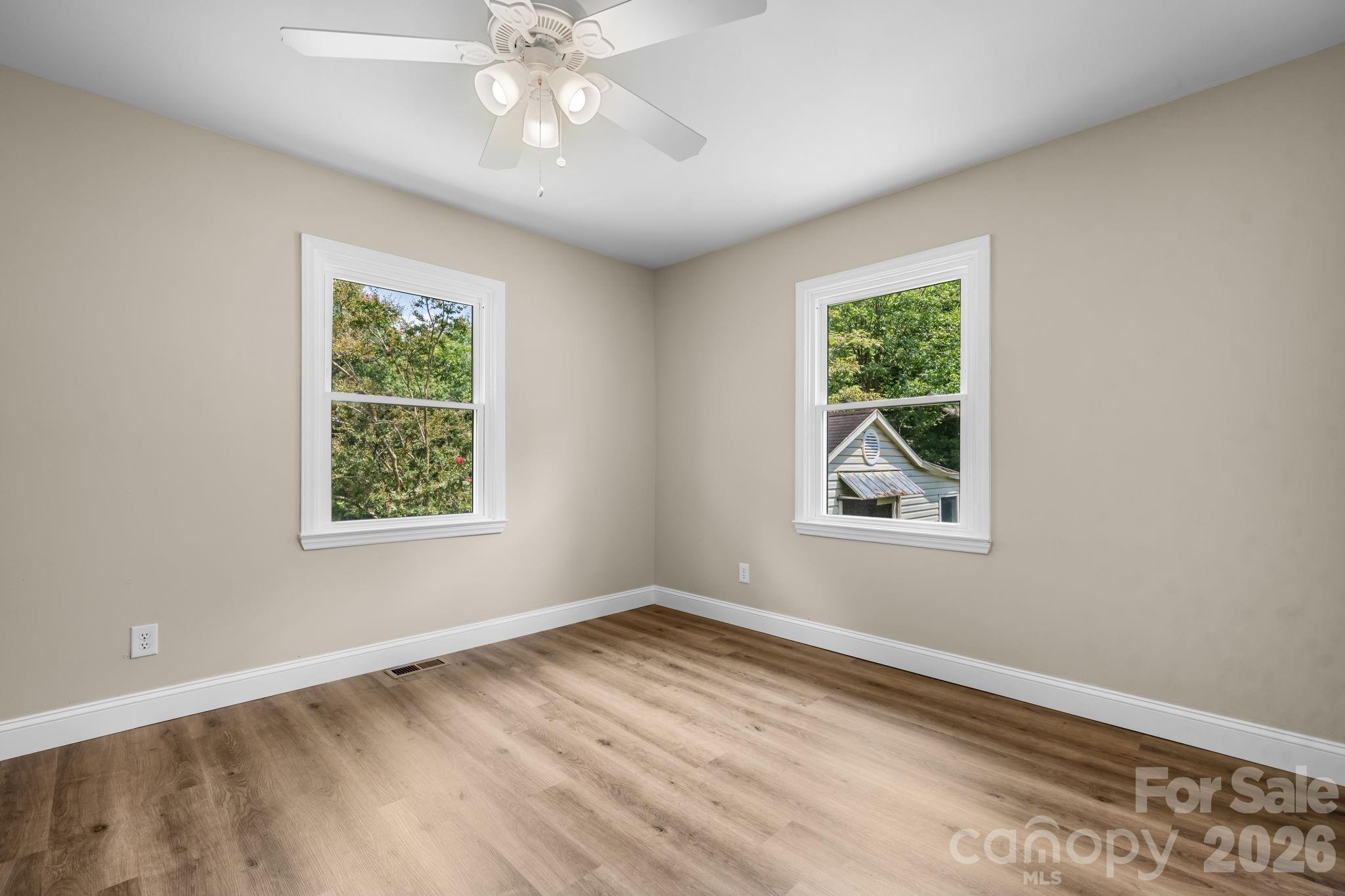 2266 9th Avenue Drive Property Photo 14