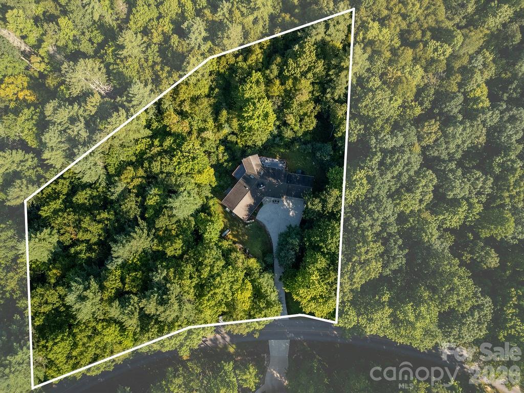 1228 Ugugu Drive Property Photo 3