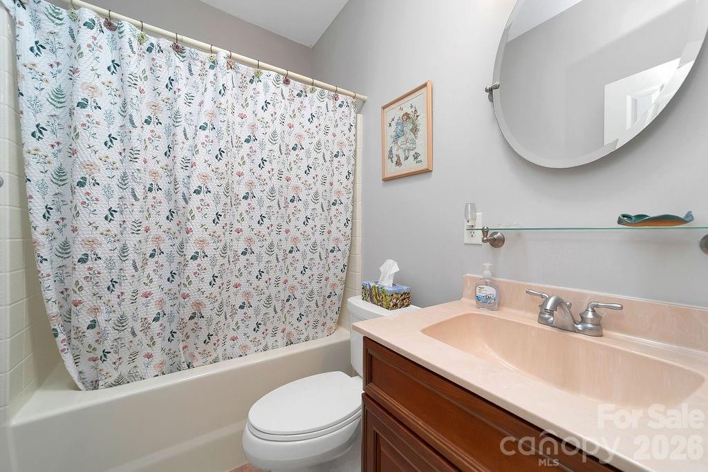 1228 Ugugu Drive Property Photo 25