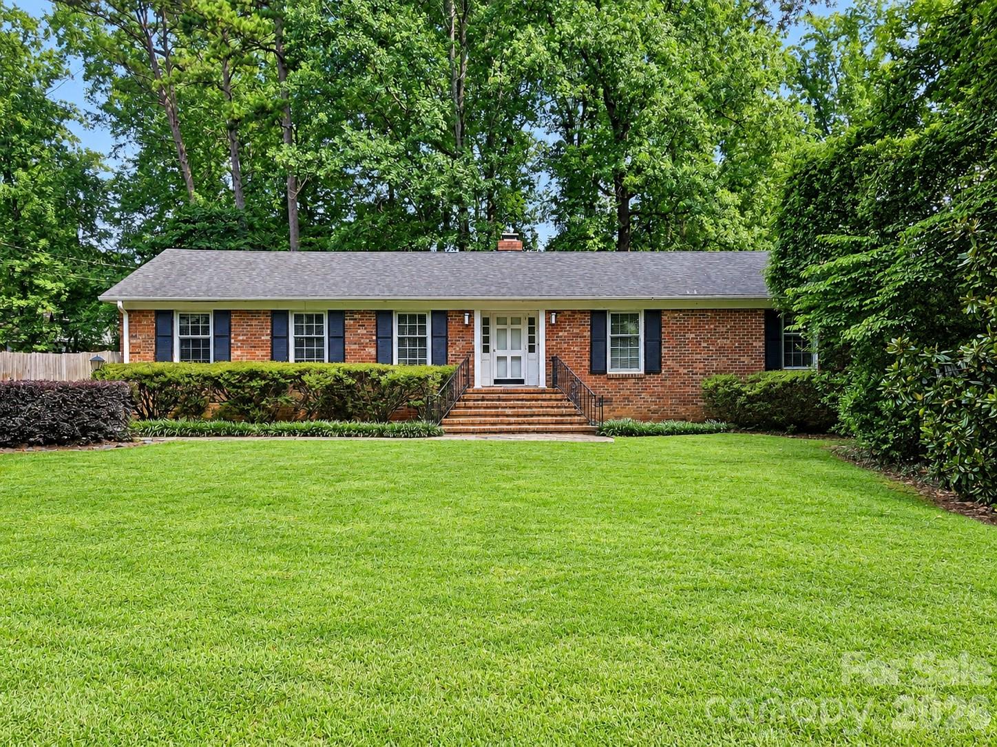 6123 Page Court Property Photo 1