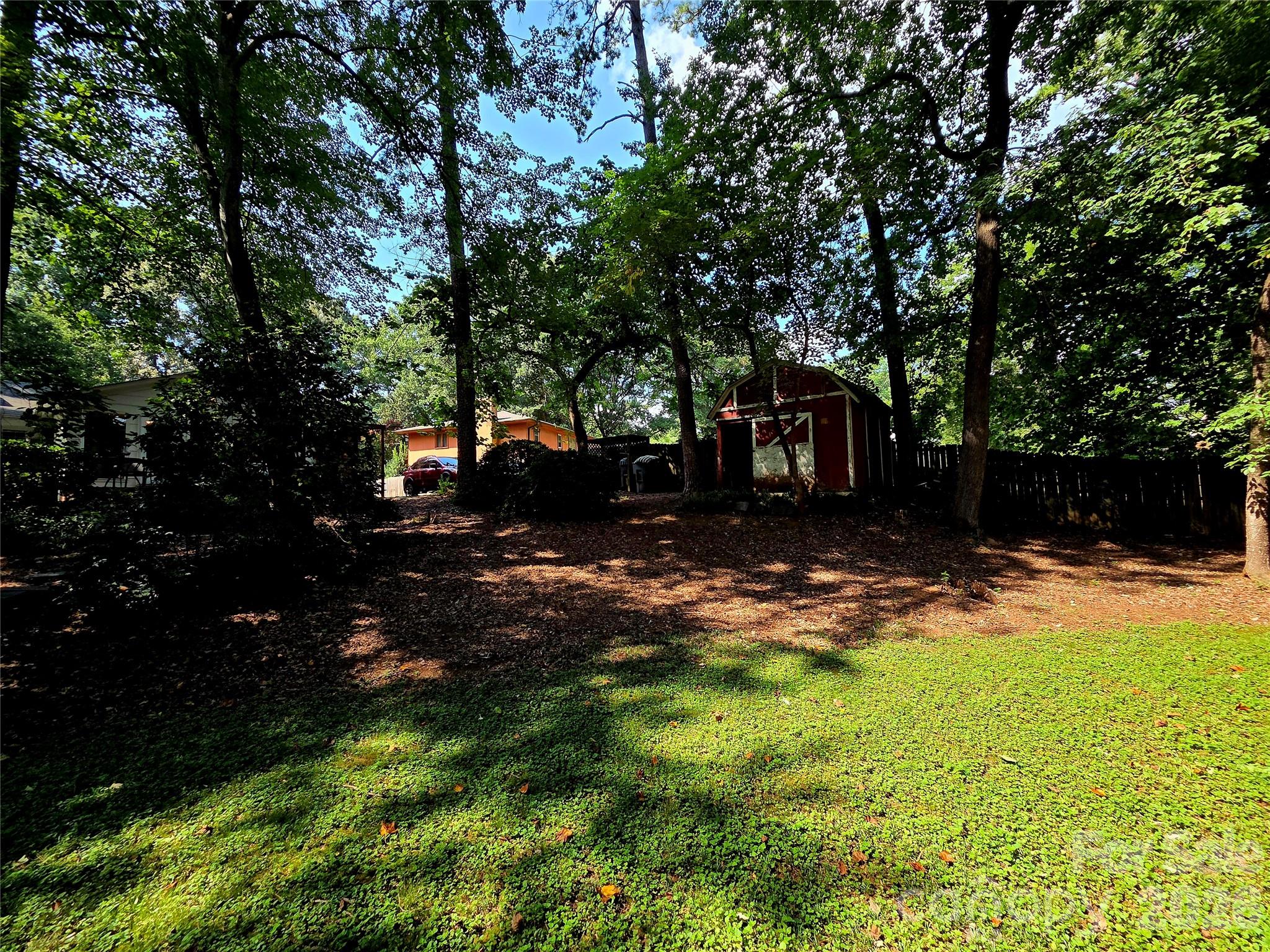 6123 Page Court Property Photo 5