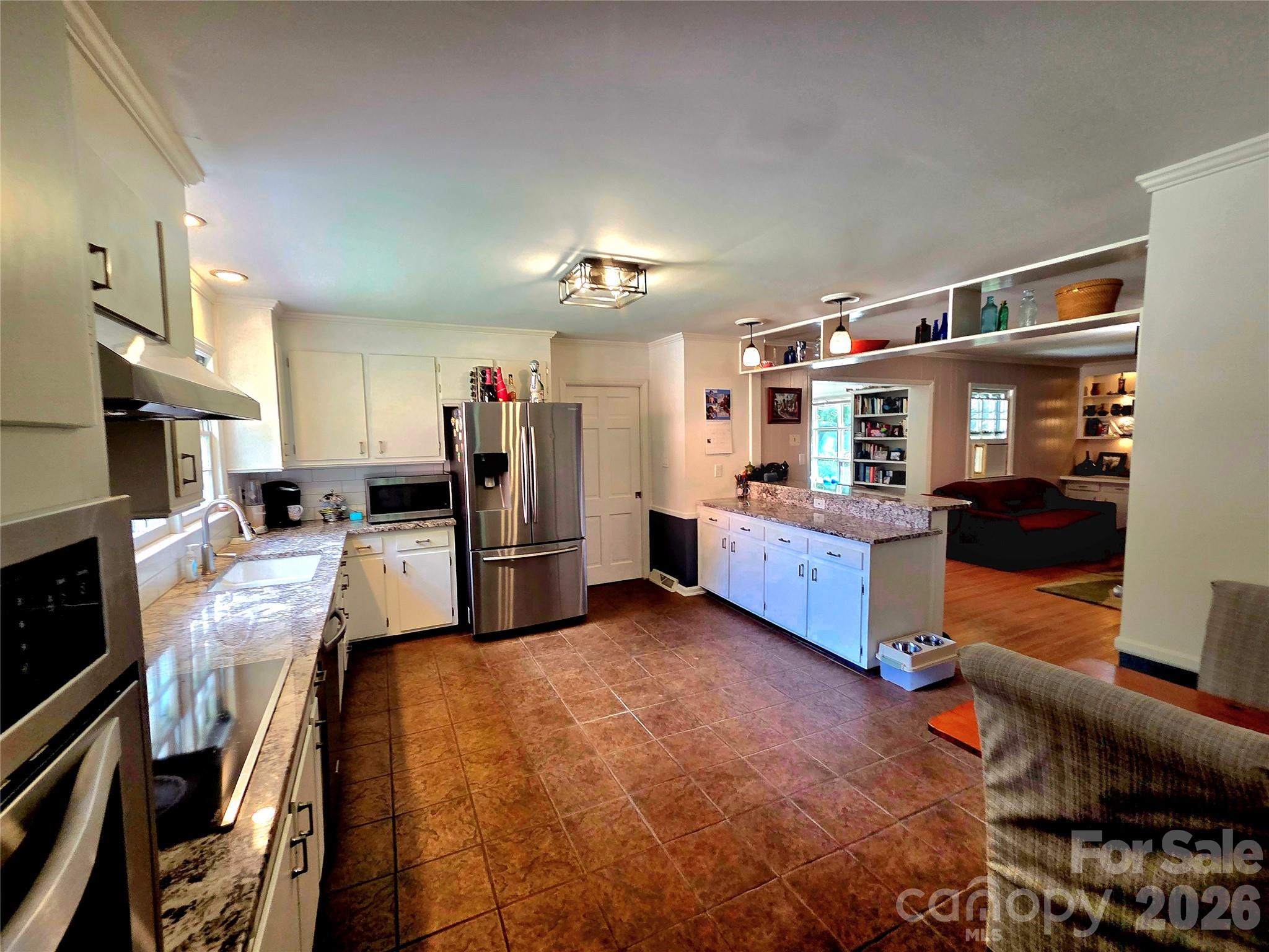 6123 Page Court Property Photo 10