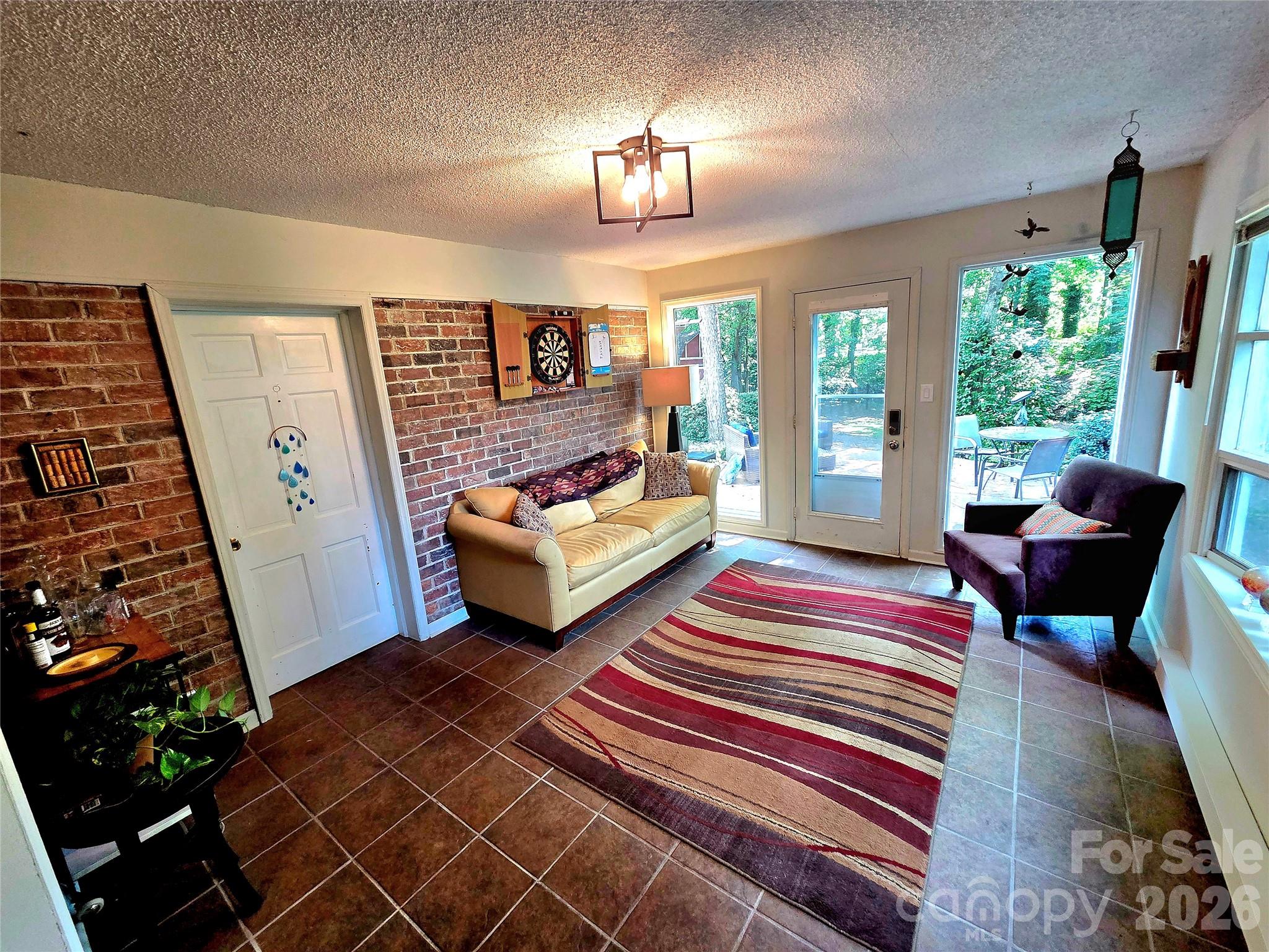 6123 Page Court Property Photo 14