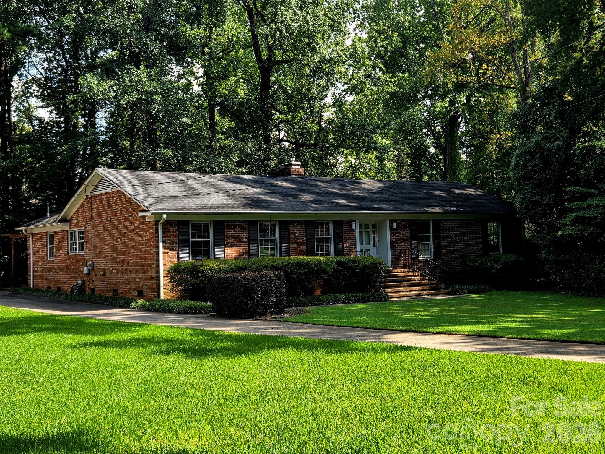 6123 Page Court Property Photo 42
