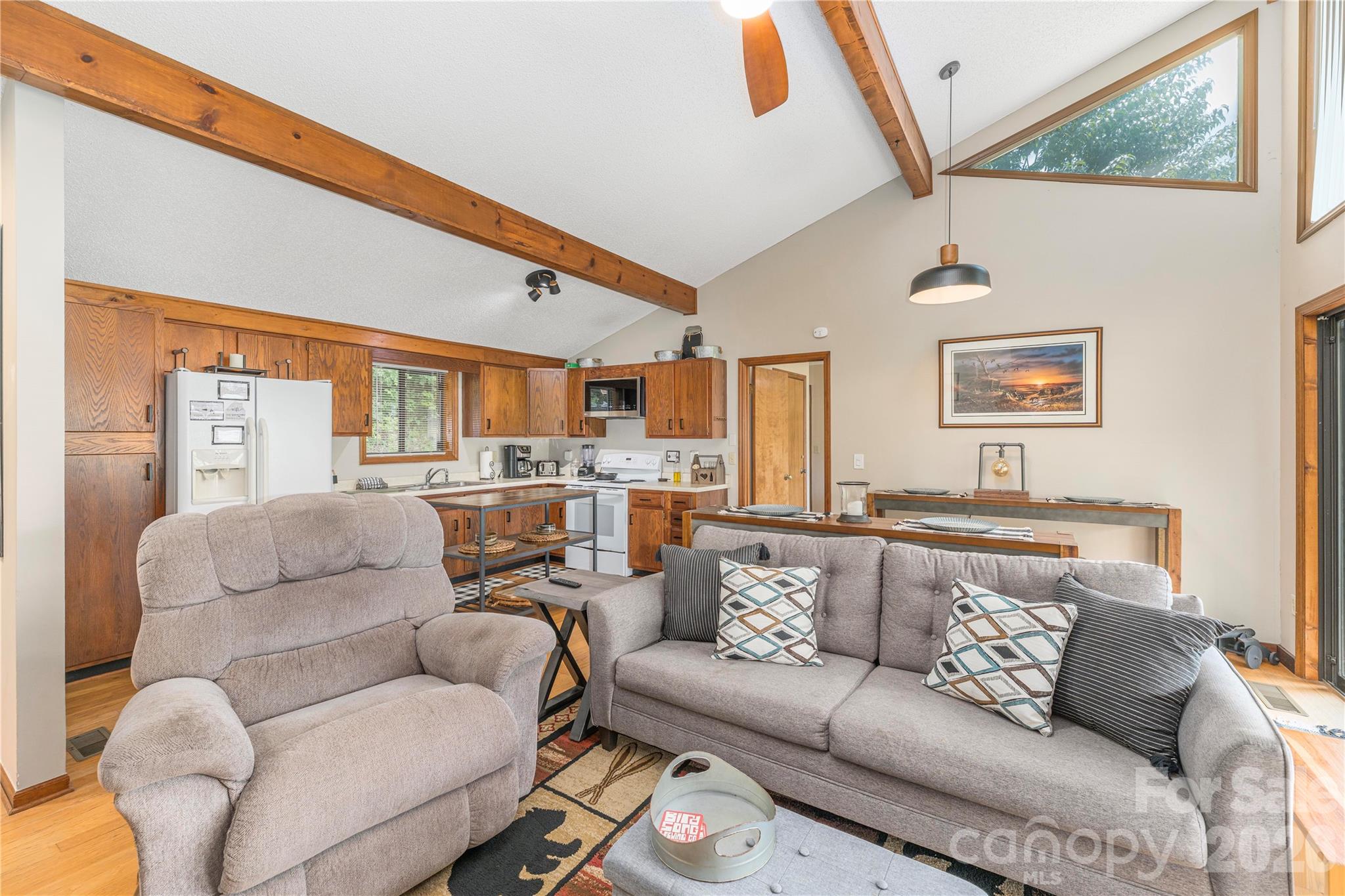 73 Mountain Breeze Drive Property Photo 8