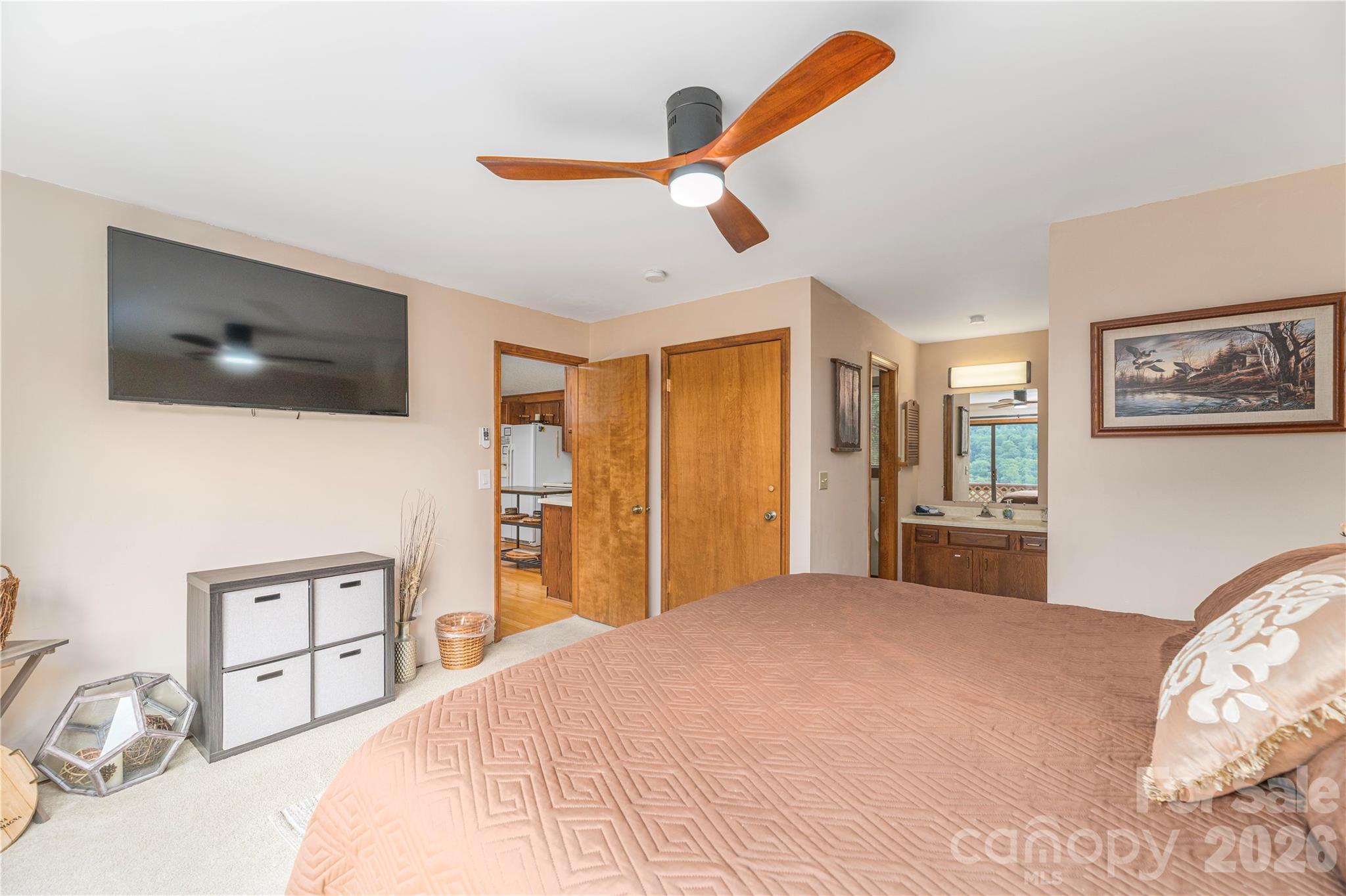 73 Mountain Breeze Drive Property Photo 11