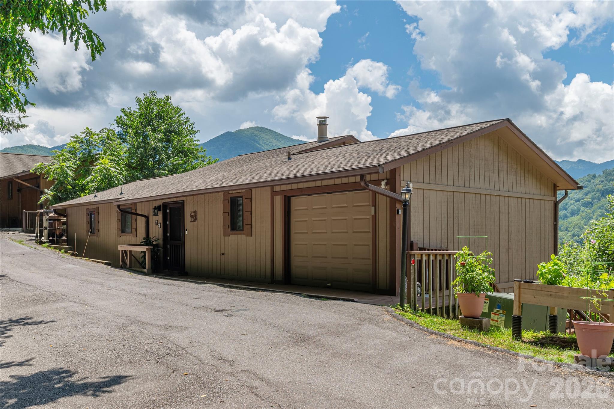 73 Mountain Breeze Drive Property Photo 19