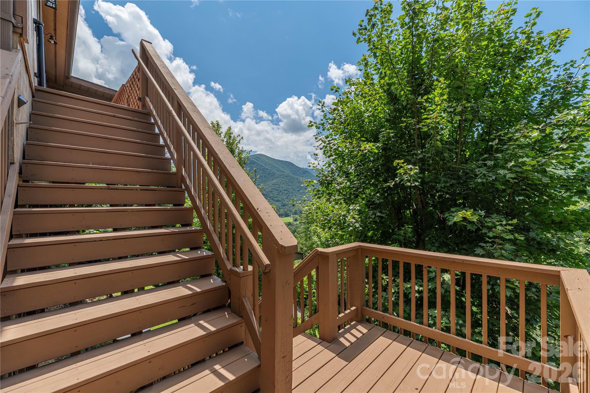 73 Mountain Breeze Drive Property Photo 23