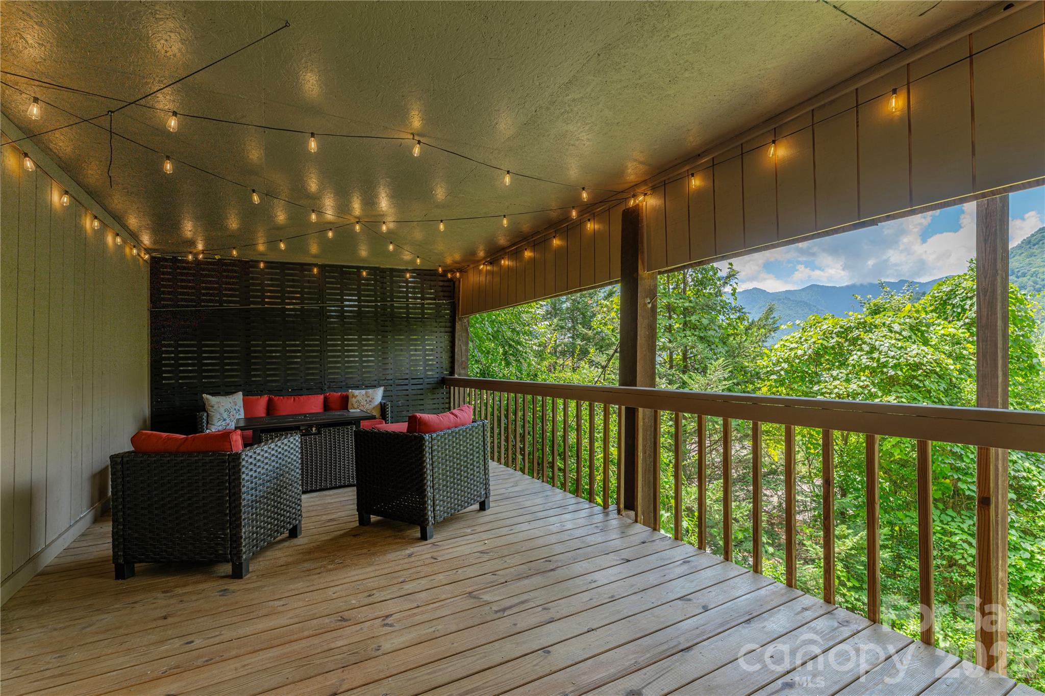 73 Mountain Breeze Drive Property Photo 24