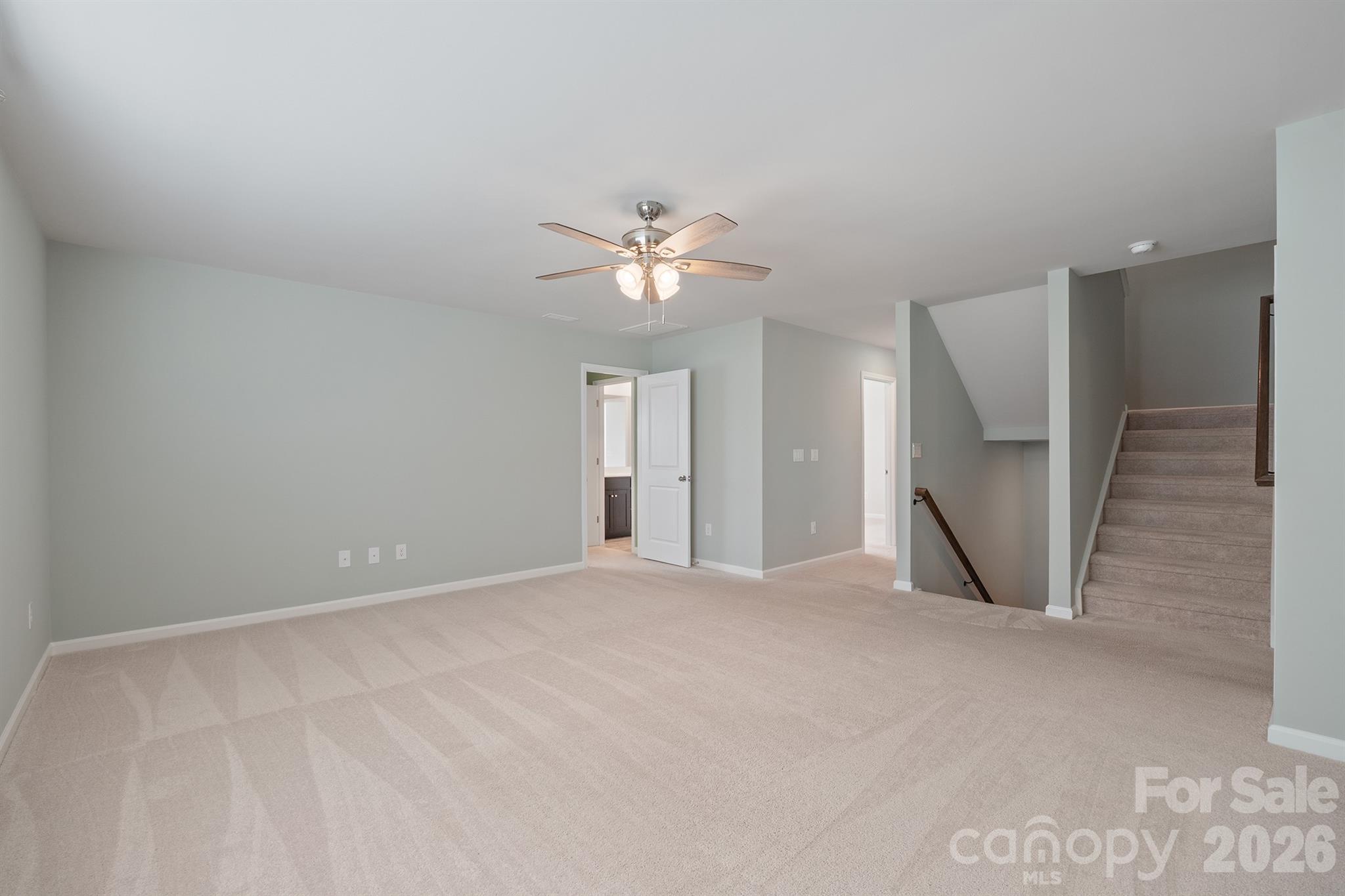 111 Lambeth Loop Property Photo 35