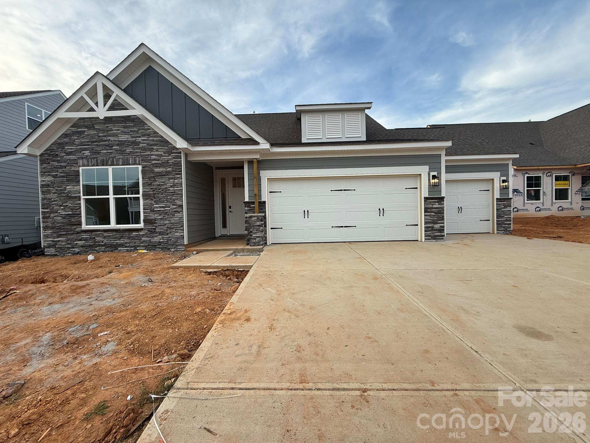 4494 Blue Mound Court Property Photo 2