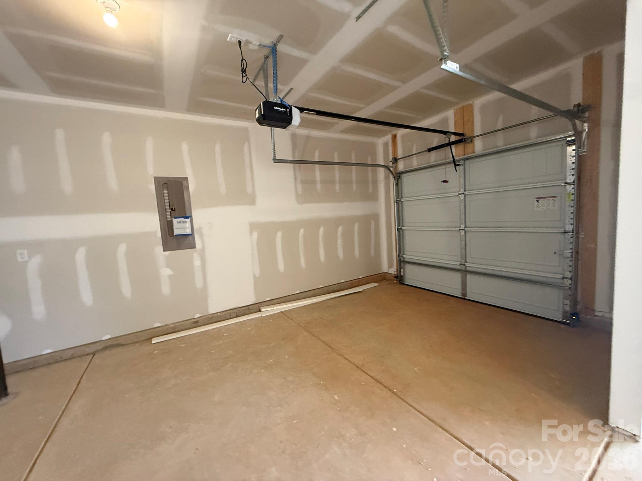 4494 Blue Mound Court Property Photo 25