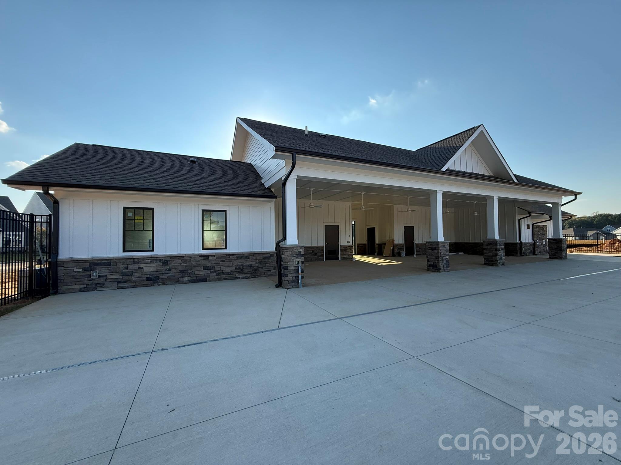 4494 Blue Mound Court Property Photo 27