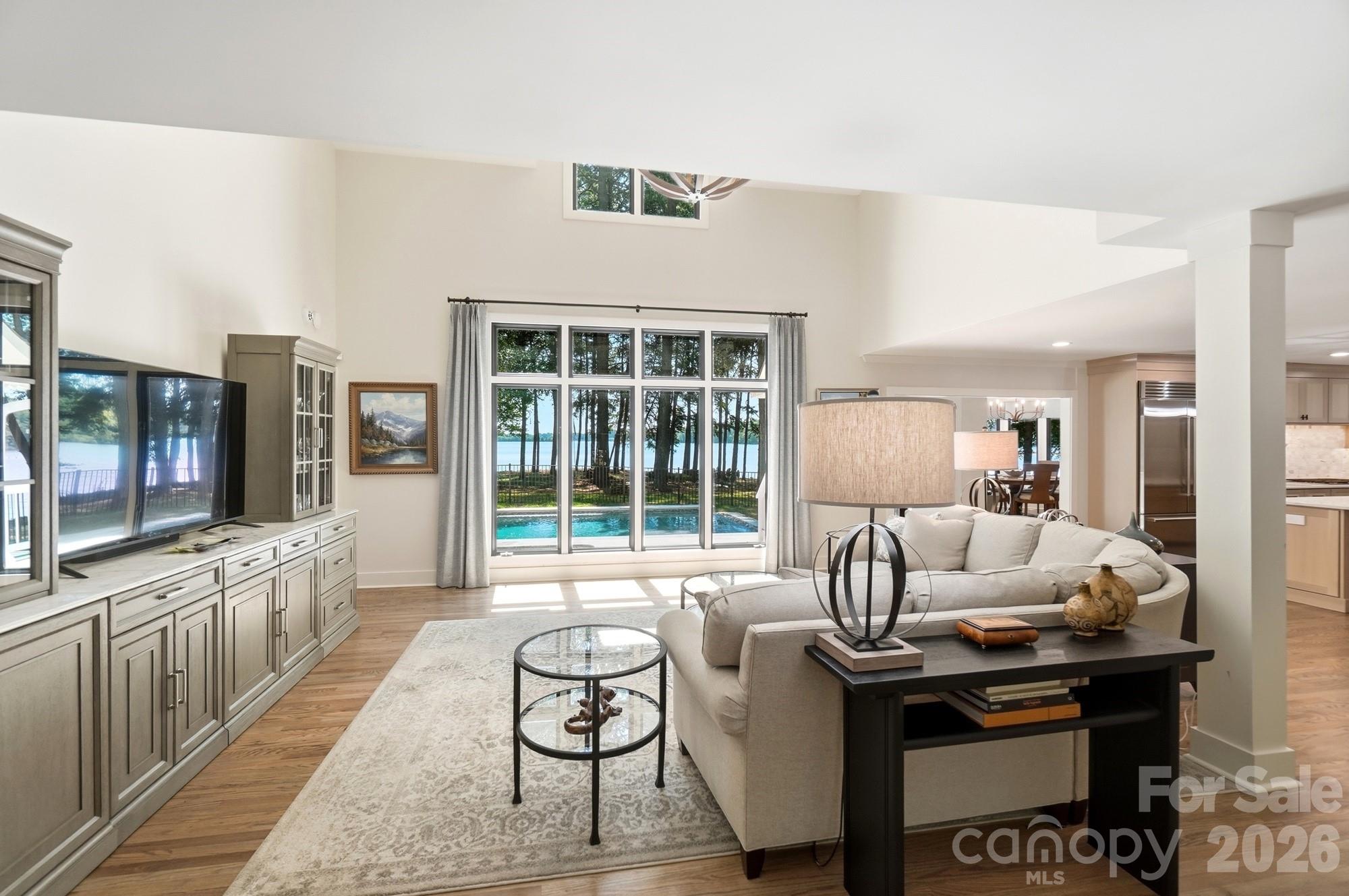 9265 Belle Pines Court Property Photo 10