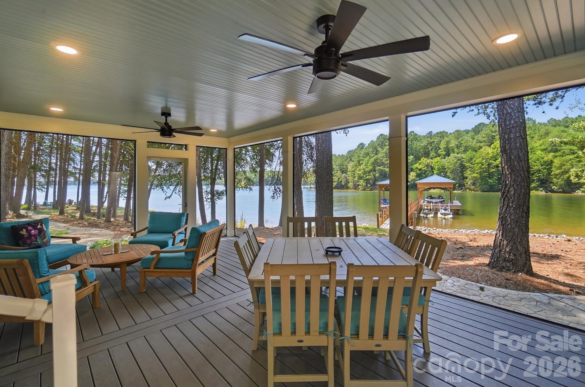 9265 Belle Pines Court Property Photo 18