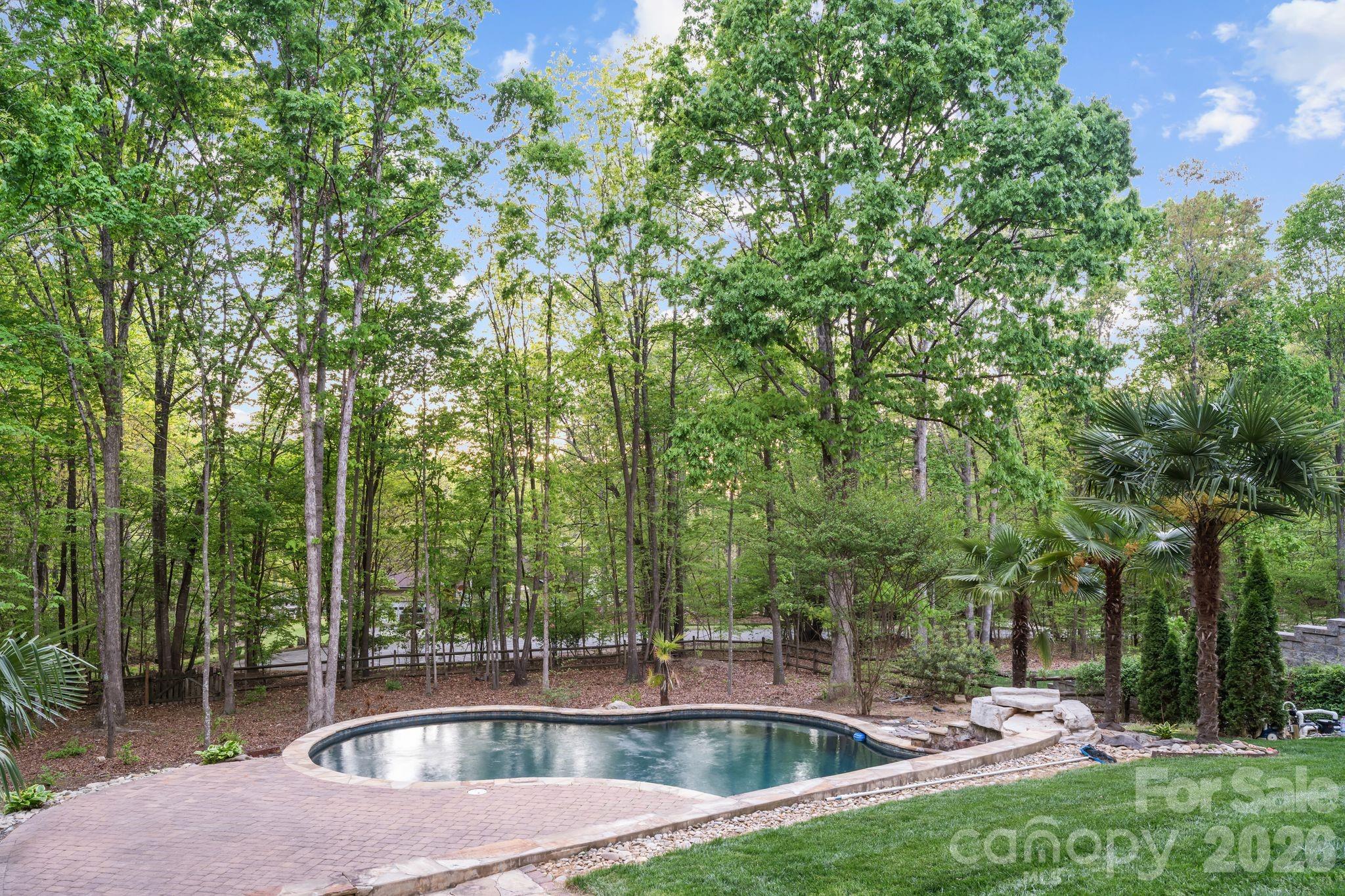 107 Mcauley Court Property Photo 42