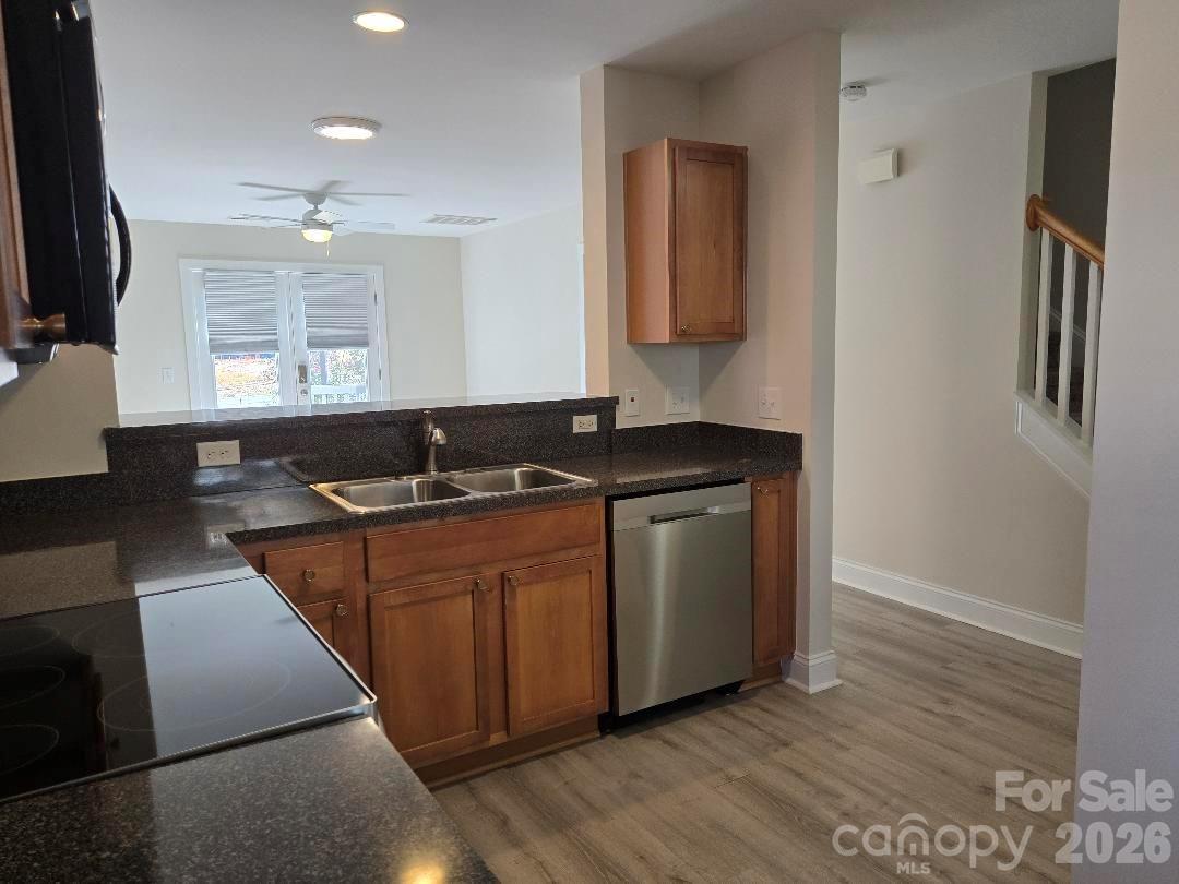 15947 Rose Glenn Lane Property Photo 2