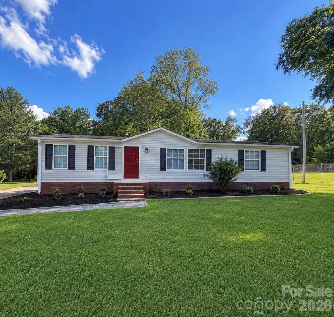 775-785 Thompson Road