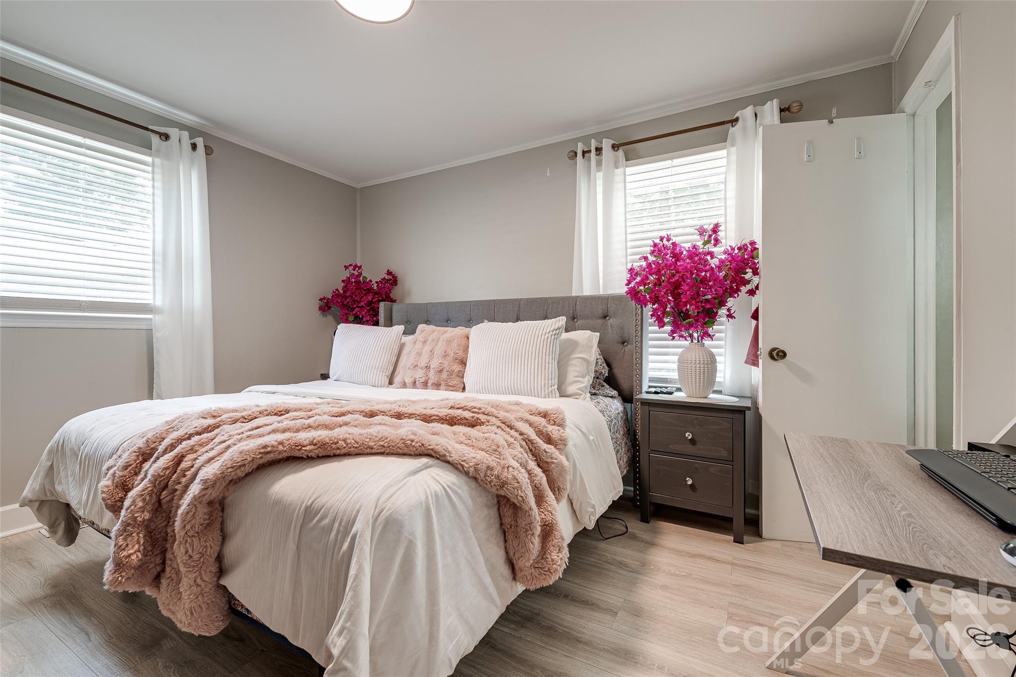 531 Stilwell Oaks Circle Property Photo 15