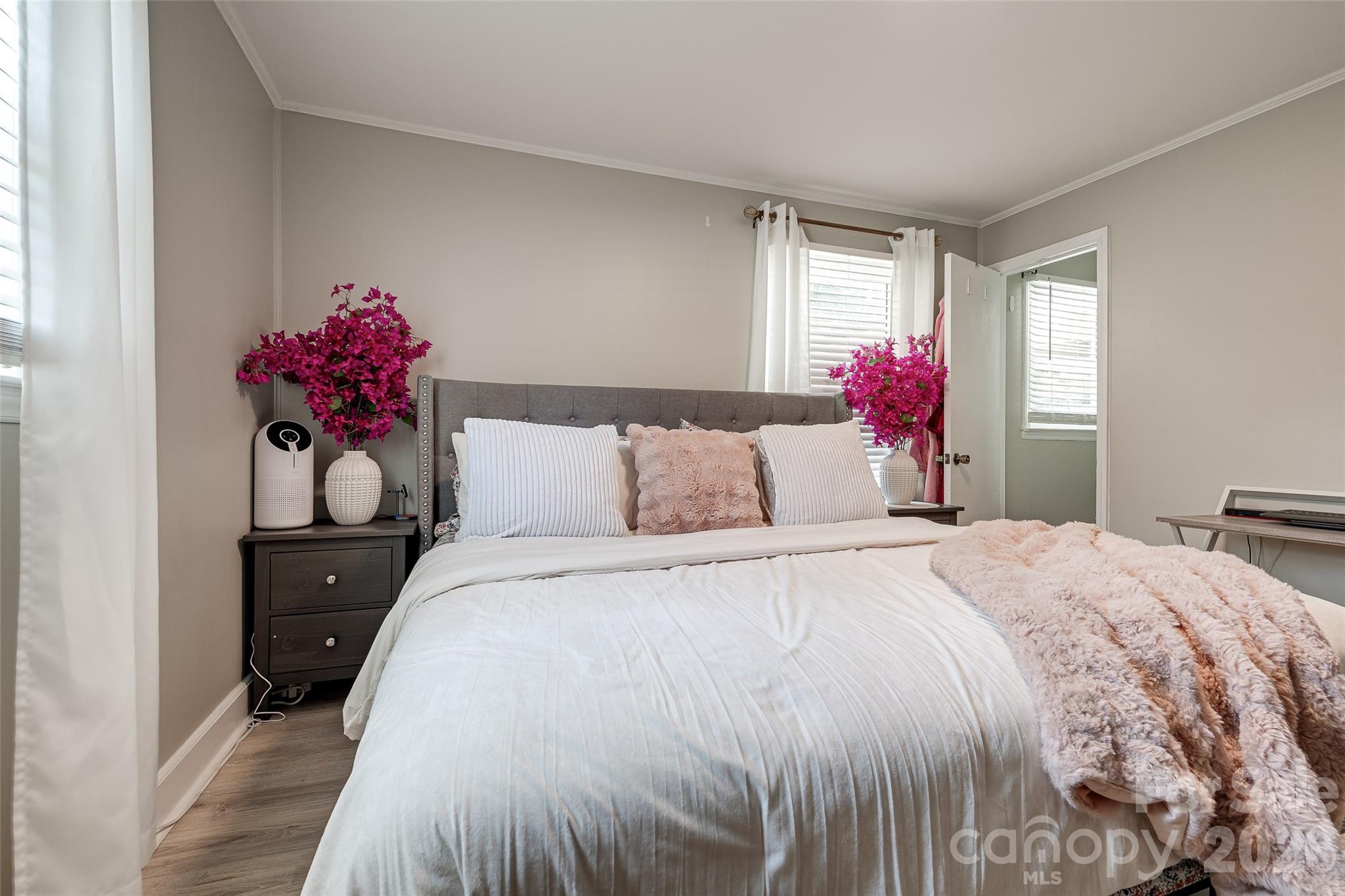 531 Stilwell Oaks Circle Property Photo 17