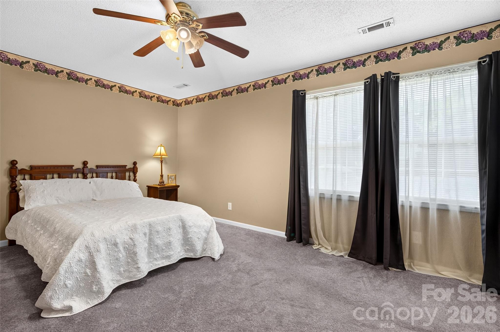 1820 Hampshire Drive Property Photo 16