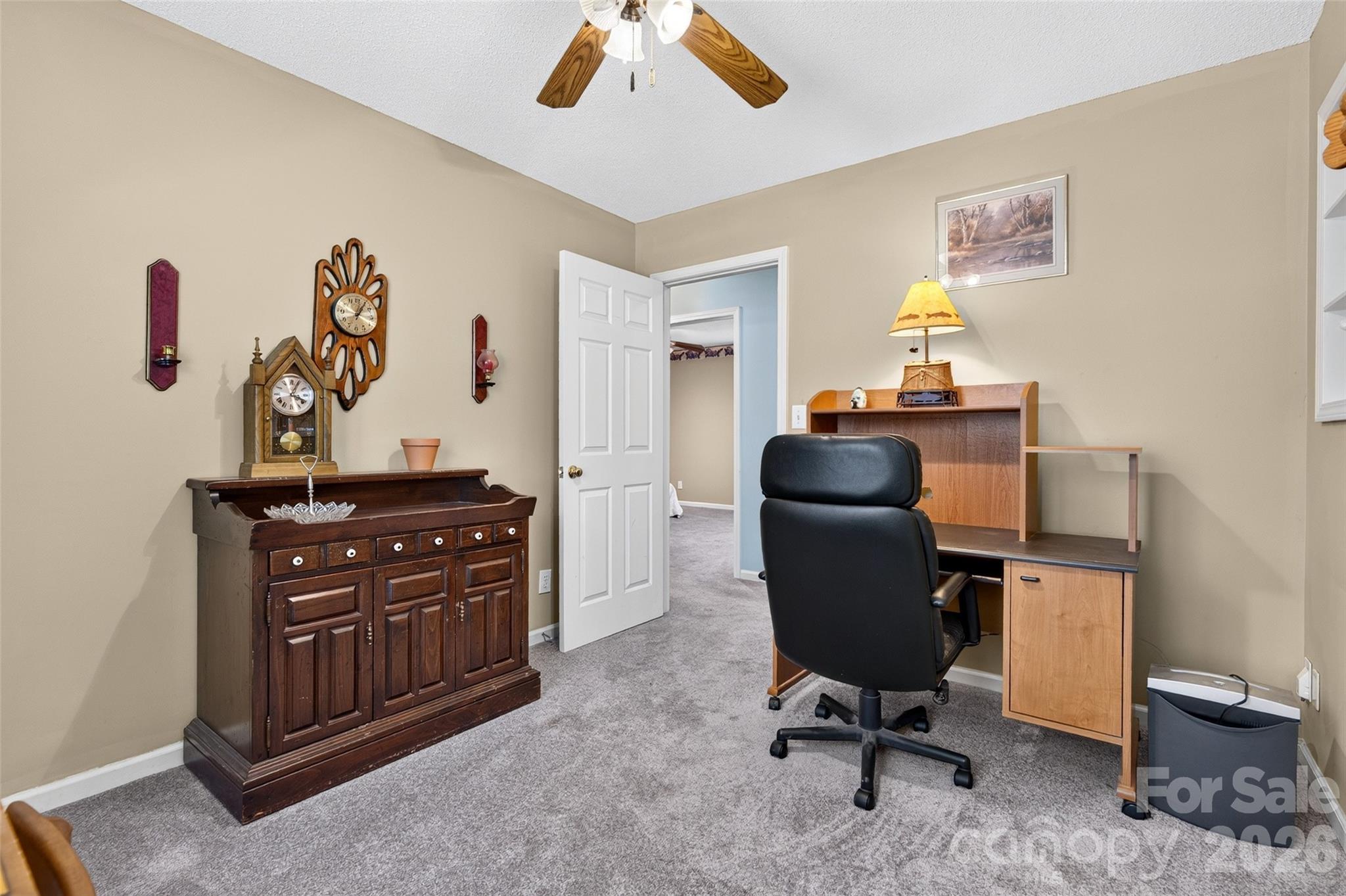 1820 Hampshire Drive Property Photo 27