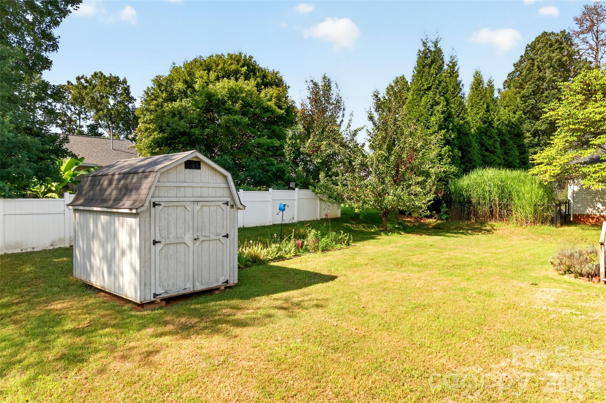 1820 Hampshire Drive Property Photo 35